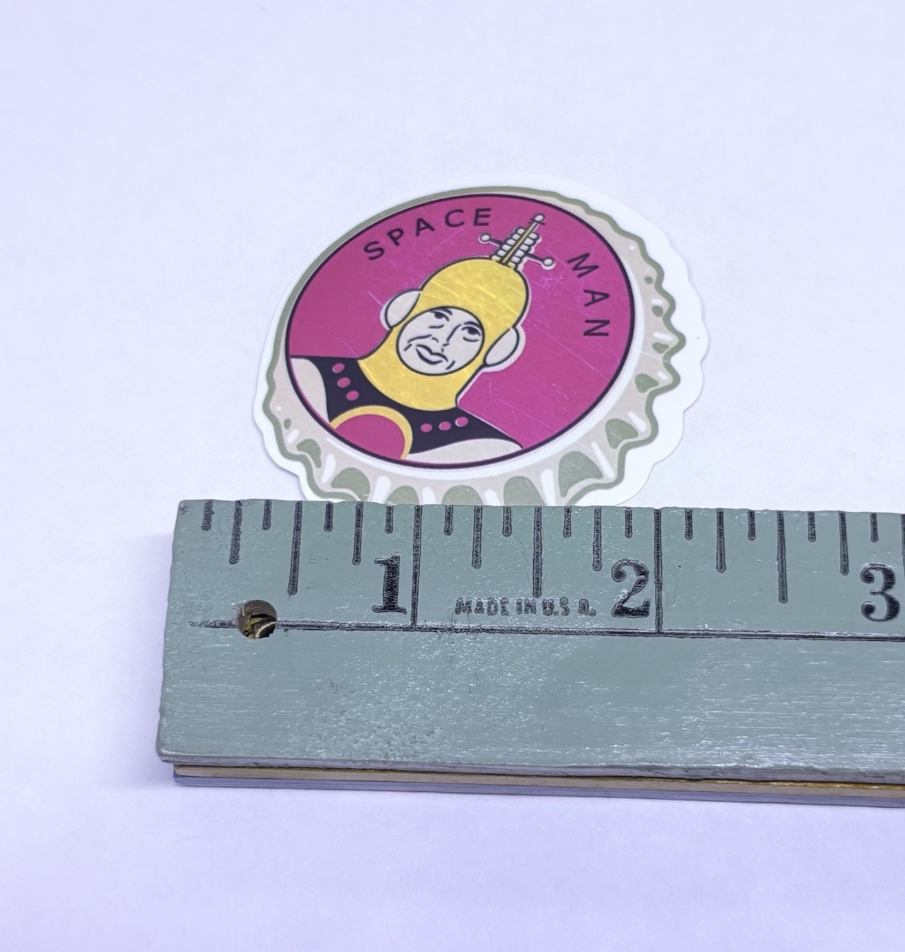 Space Man Bottle Cap Sticker Decal Vinyl Cool Art Souvenir Journal Wall Tc6
