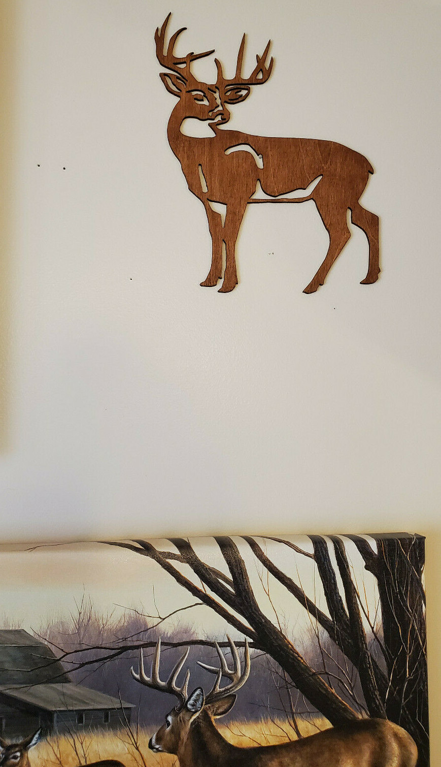 Beautiful Custom made Whitetail Buck accent for your picture arrangements.