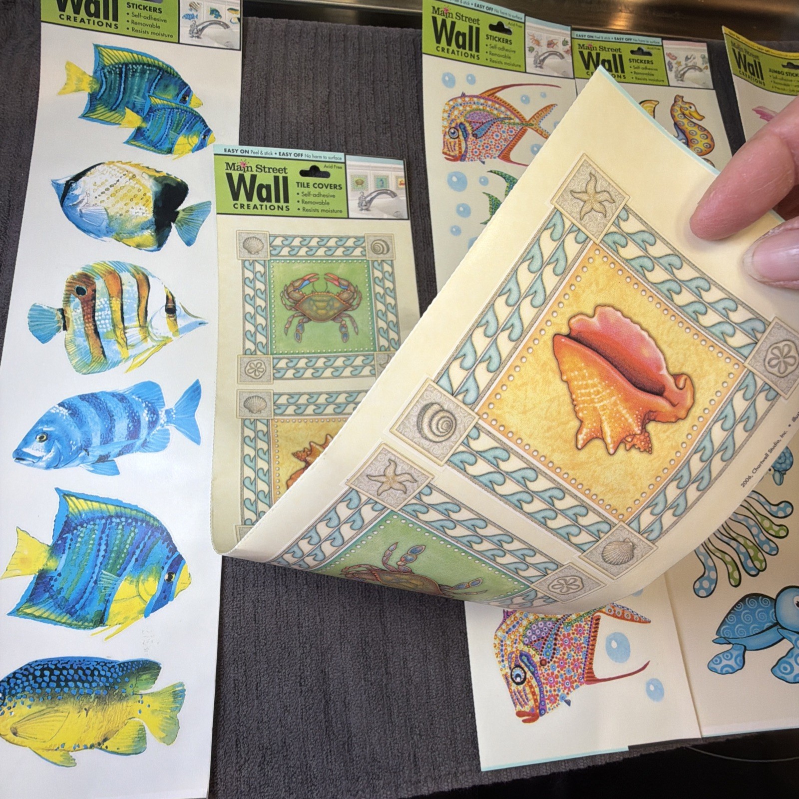 58+ Stickers Street Wall Creations Decor Wall Ocean Fish Tropical Bed Bath