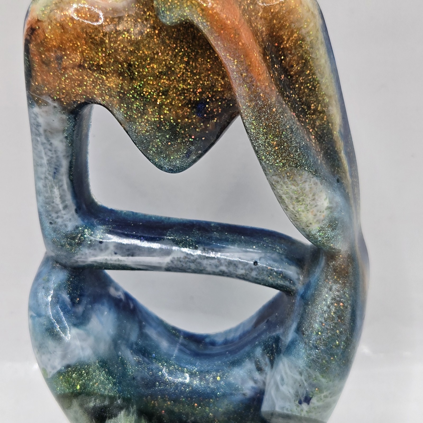 Home Decor Set of 2 Resin Graffiti Thinker Statues Accent Abstract Glitter 5"H