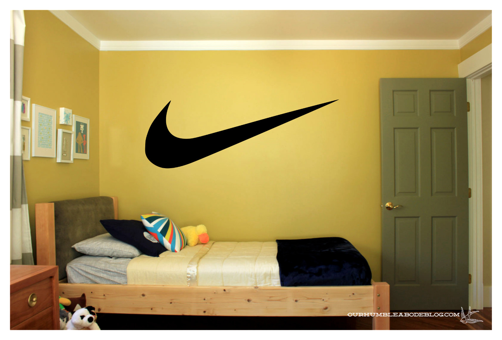 NIKE LOGO CHECK MARK Only WALL VINYL ART DECAL 36X13" BEDROOM HOME DECOR