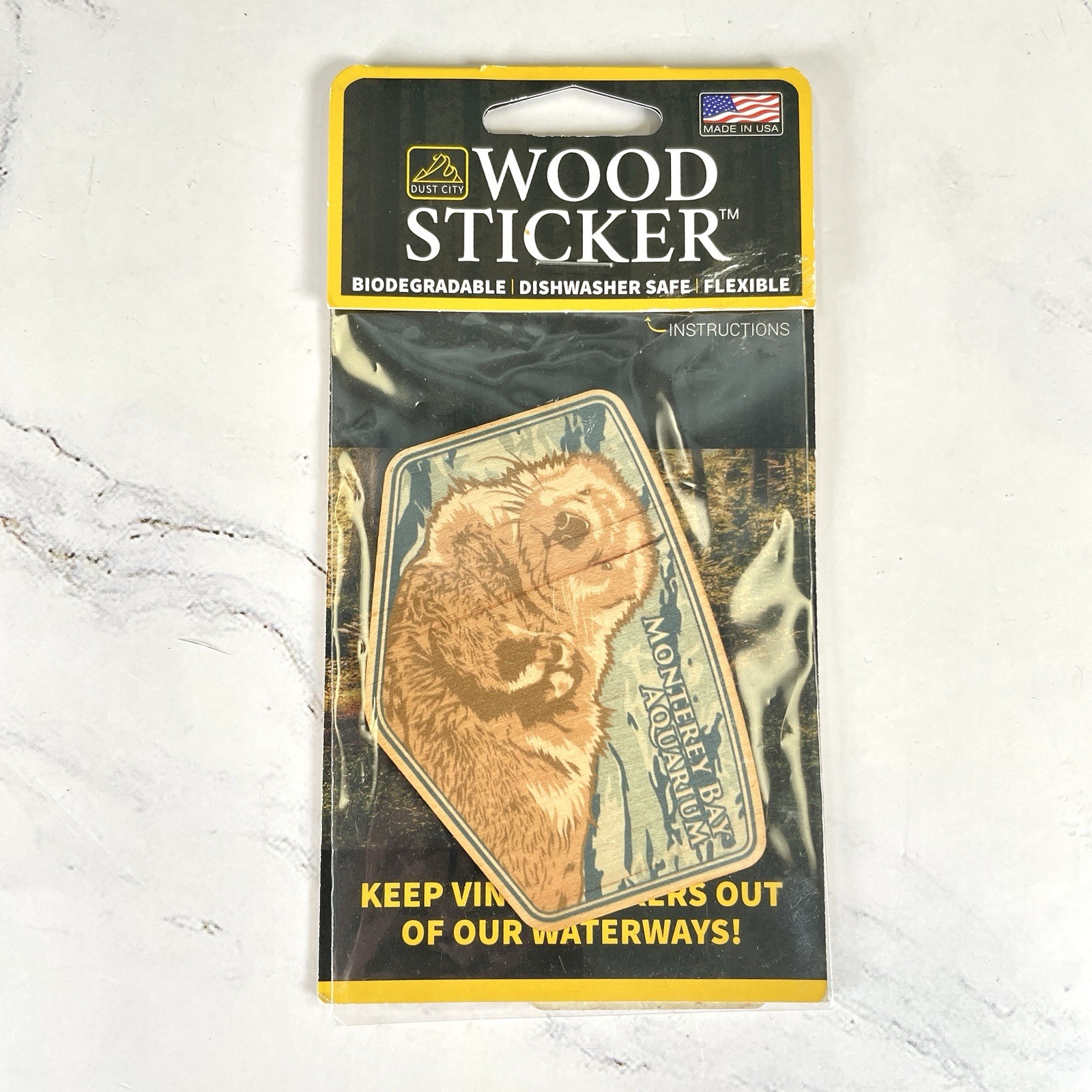 NWT Dust City Wooden Sticker Monterey Bay Aquarium Sea Otter Sea Life California