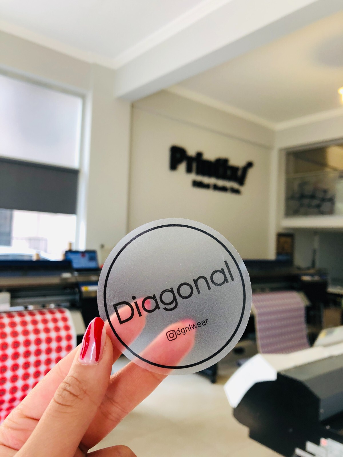 1.000pcs of Custom Clear 1.5 inch Any Shape Colorful Transparent Label