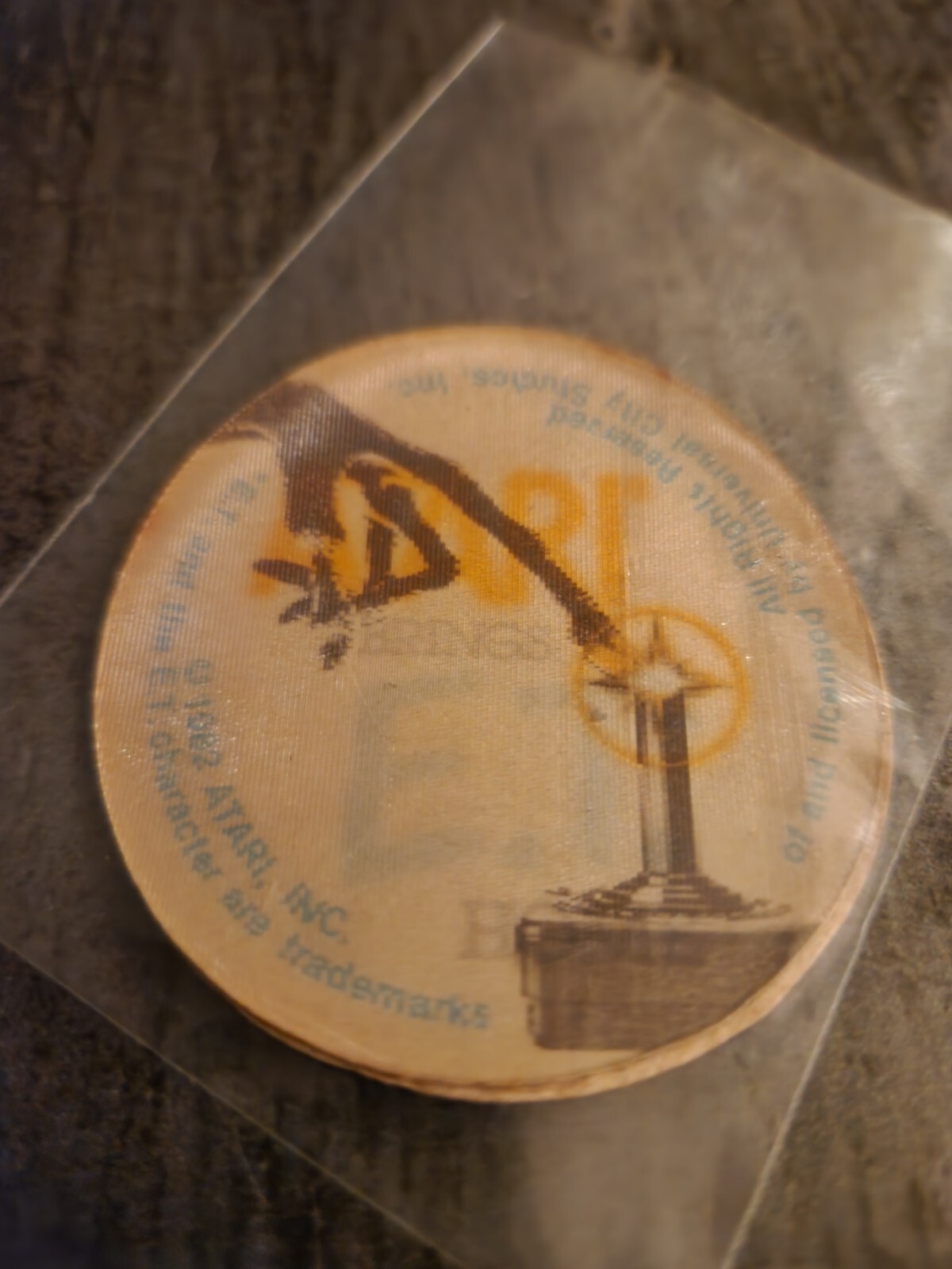 Atari Brings E.T. Home Sticker Vintage Lenticular 1982 Rare Memorabilia