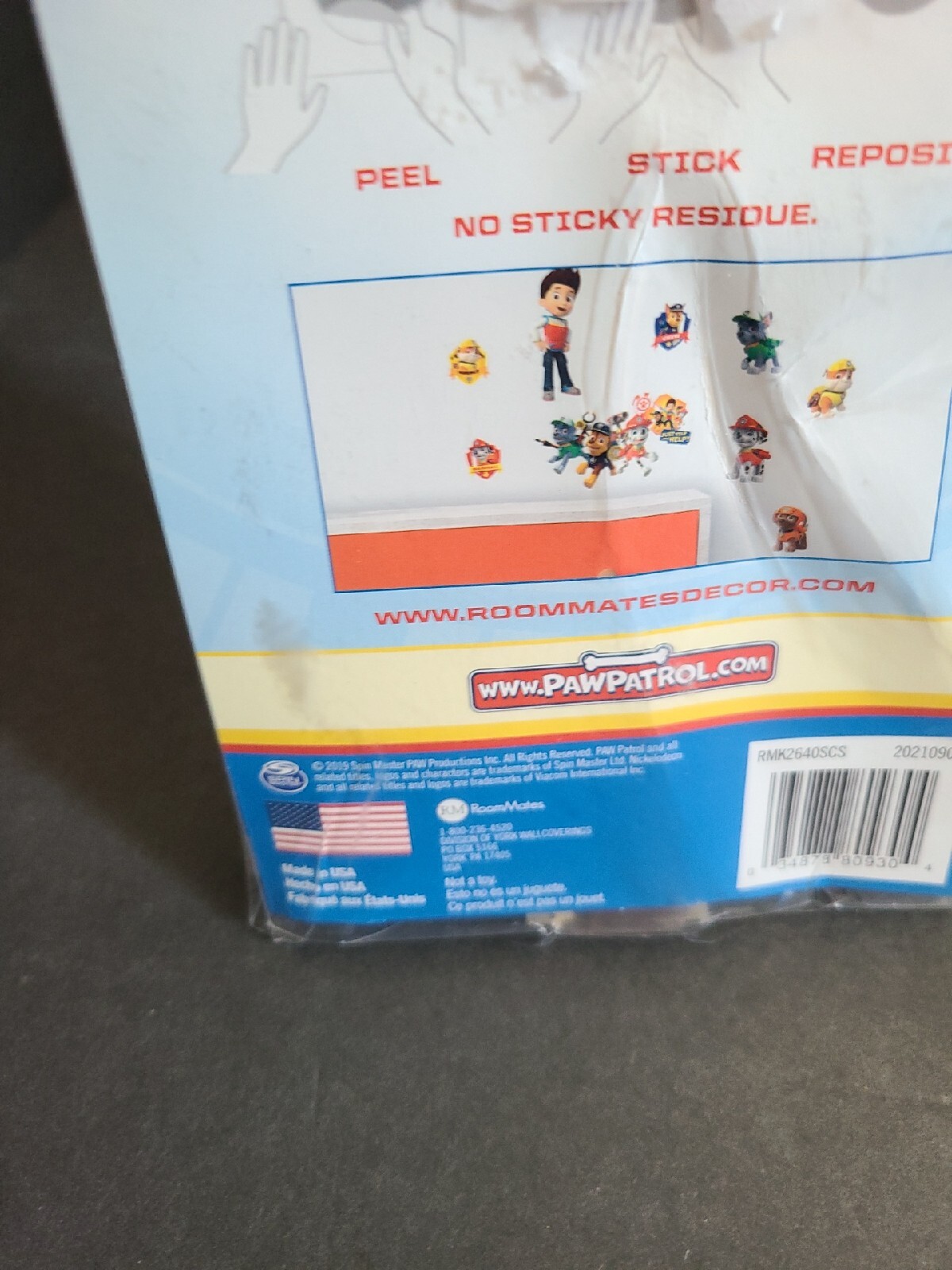 RoomMates RMK2640SCS Paw Patrol Peel and Stick 37 Wall Decals New