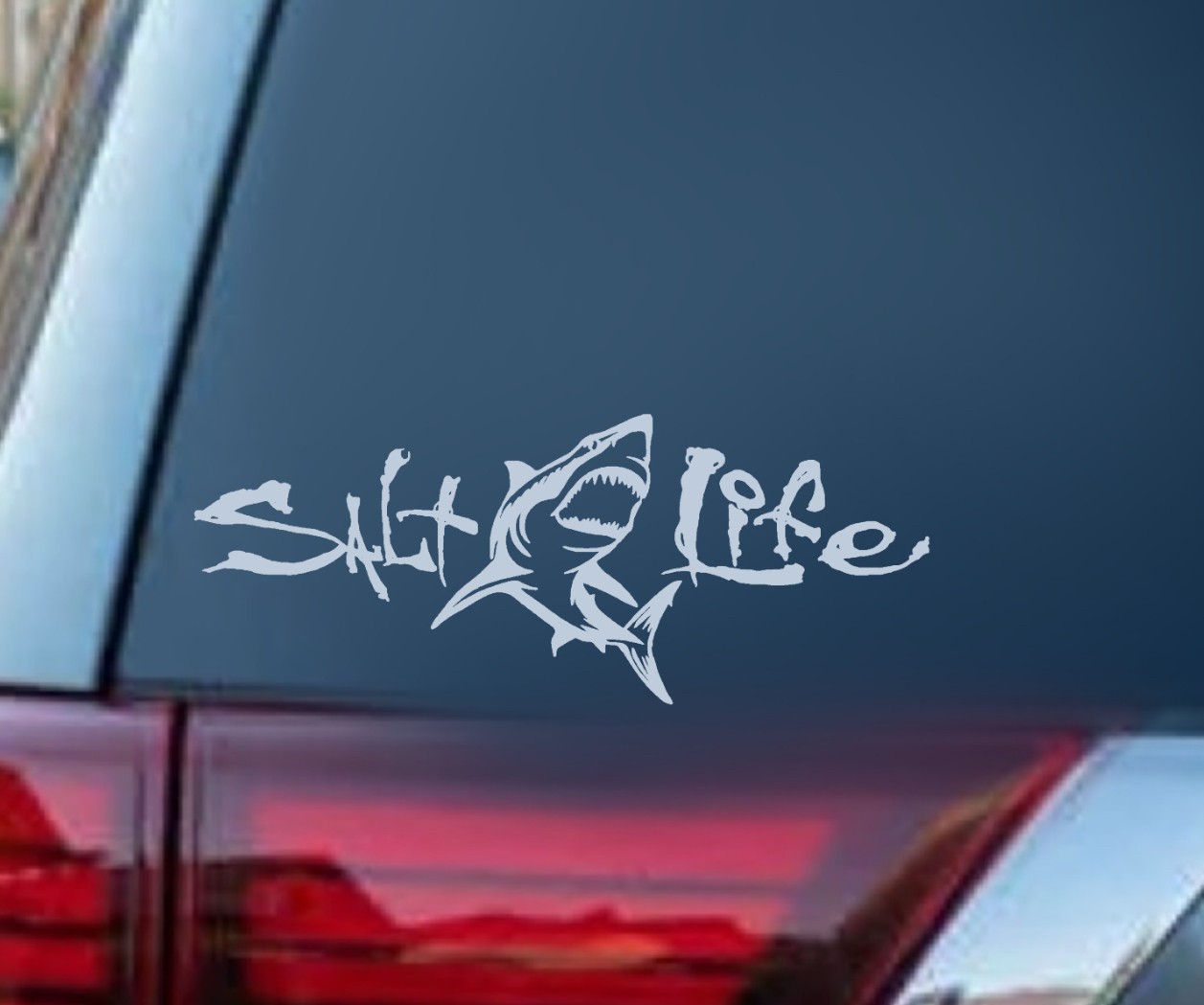 Salt life great white fish Deep Sea – Vinyl Decal Sticker – 9.2 inches