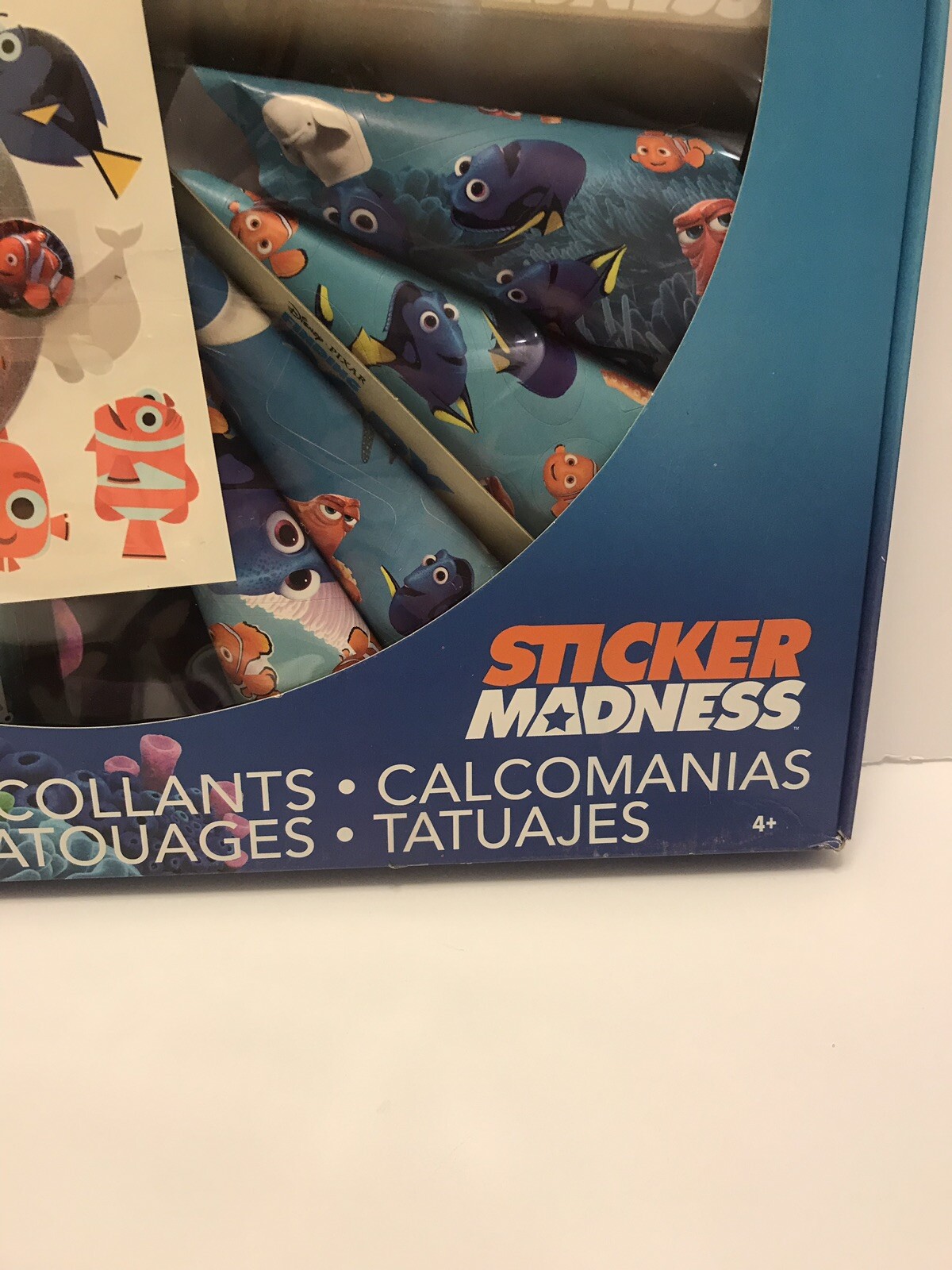 Disney – Finding Dory – Sticker Madness734 Stickers 13 Tattoos In 15X15 Box- New