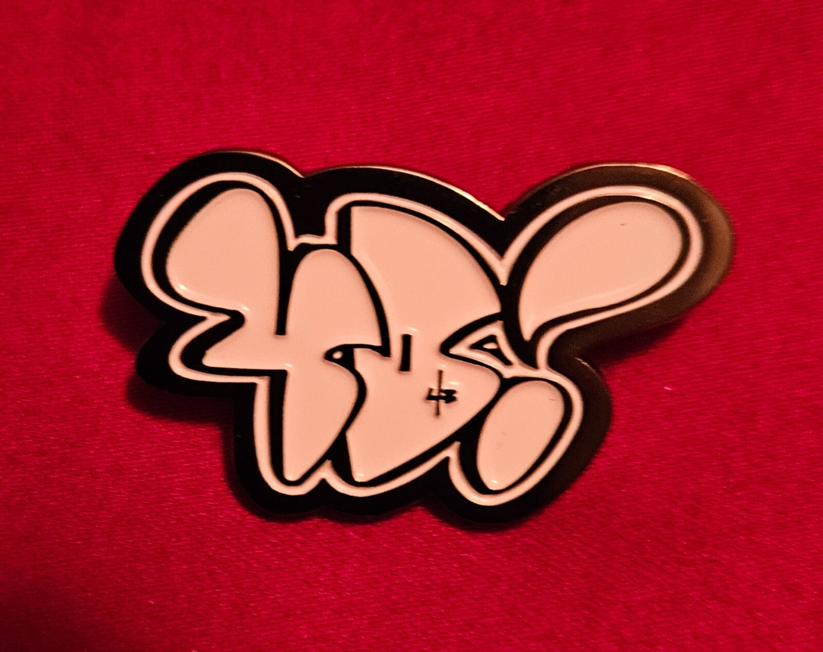 Custom graffiti stickers pack / Black & White / Eggshell / Die-cut / lapel pin