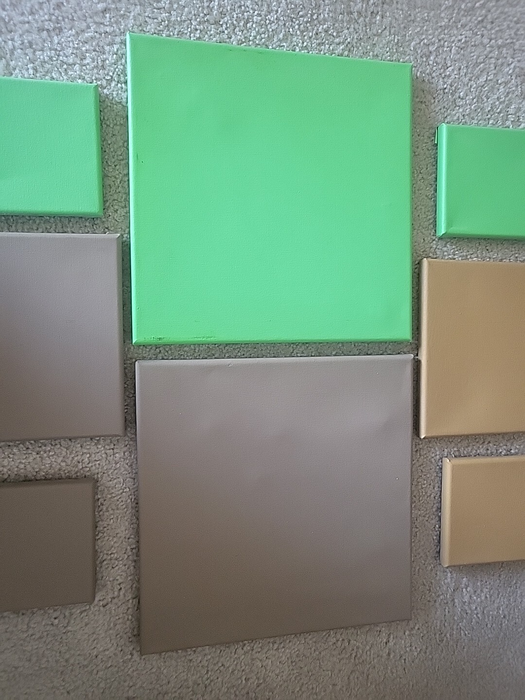 Mindcraft Set of 8 Vinyl Wall Decor Picture Squares Lg Green One Has Minor Mars