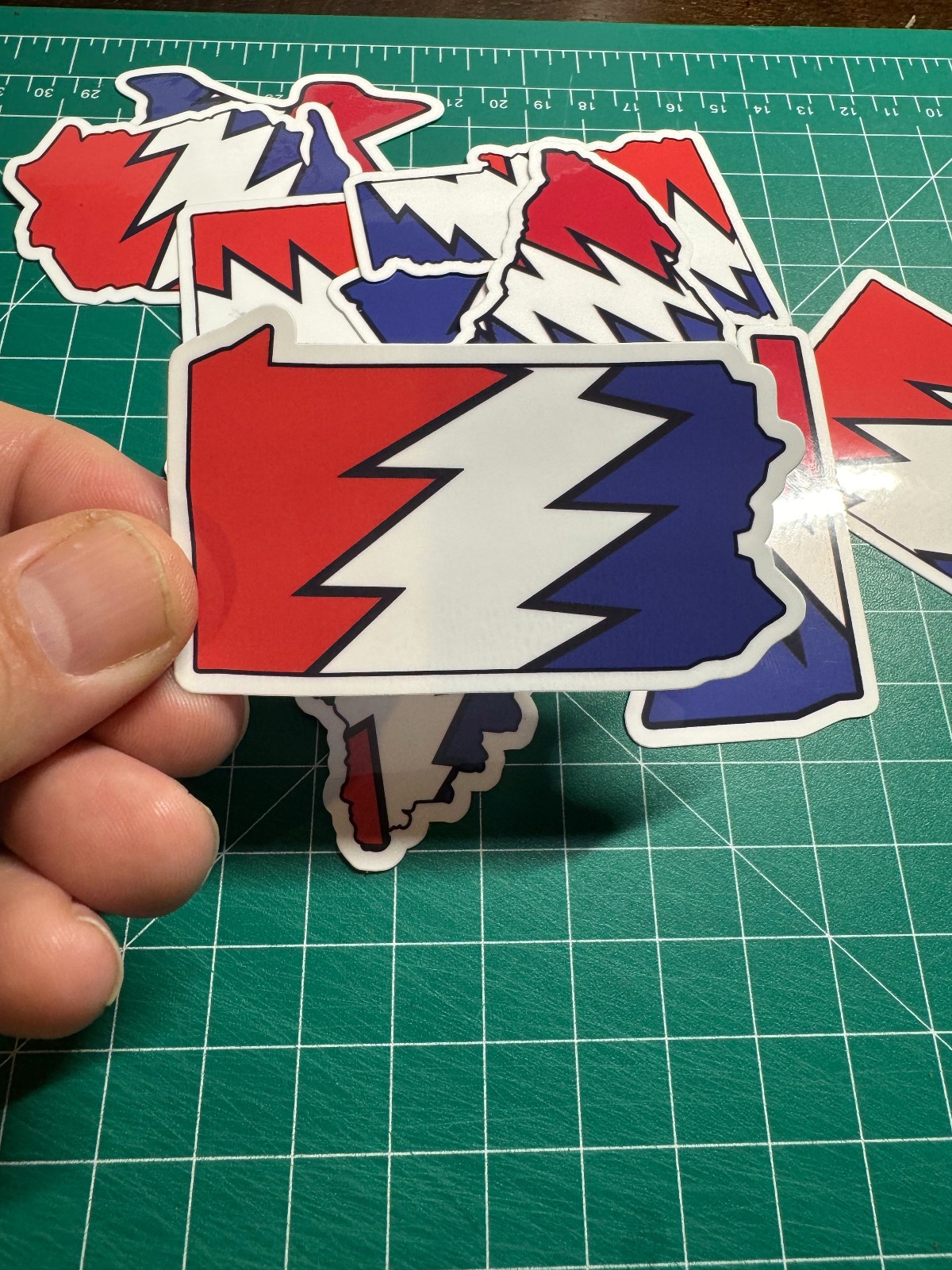 Pennsylvania Stealie – Grateful Dead – Laminated Vinyl Sticker 3"x2.5"