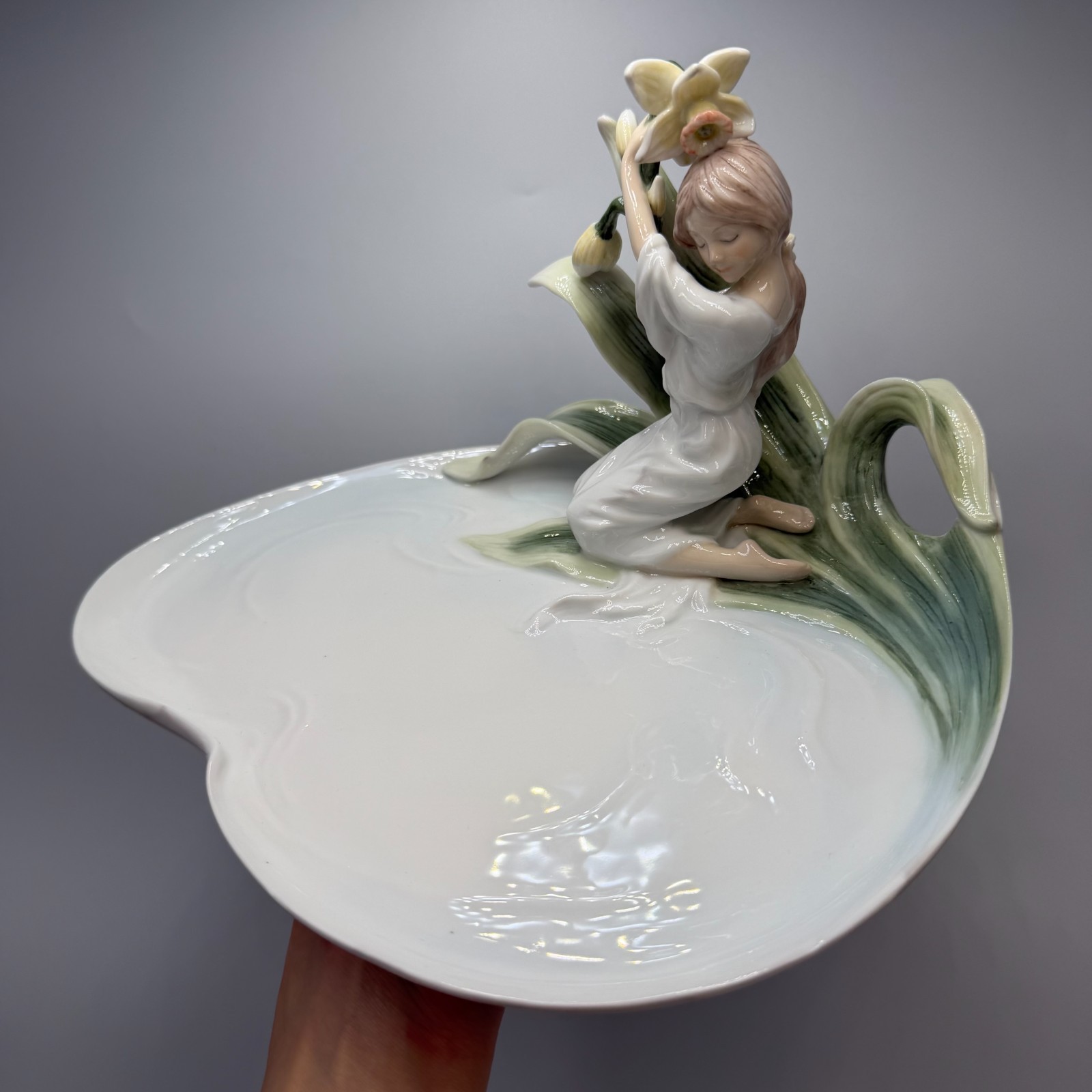 Elegant Porcelain Girl Daffodil Vanity Jewelry Trinket Tray Figurine Dish