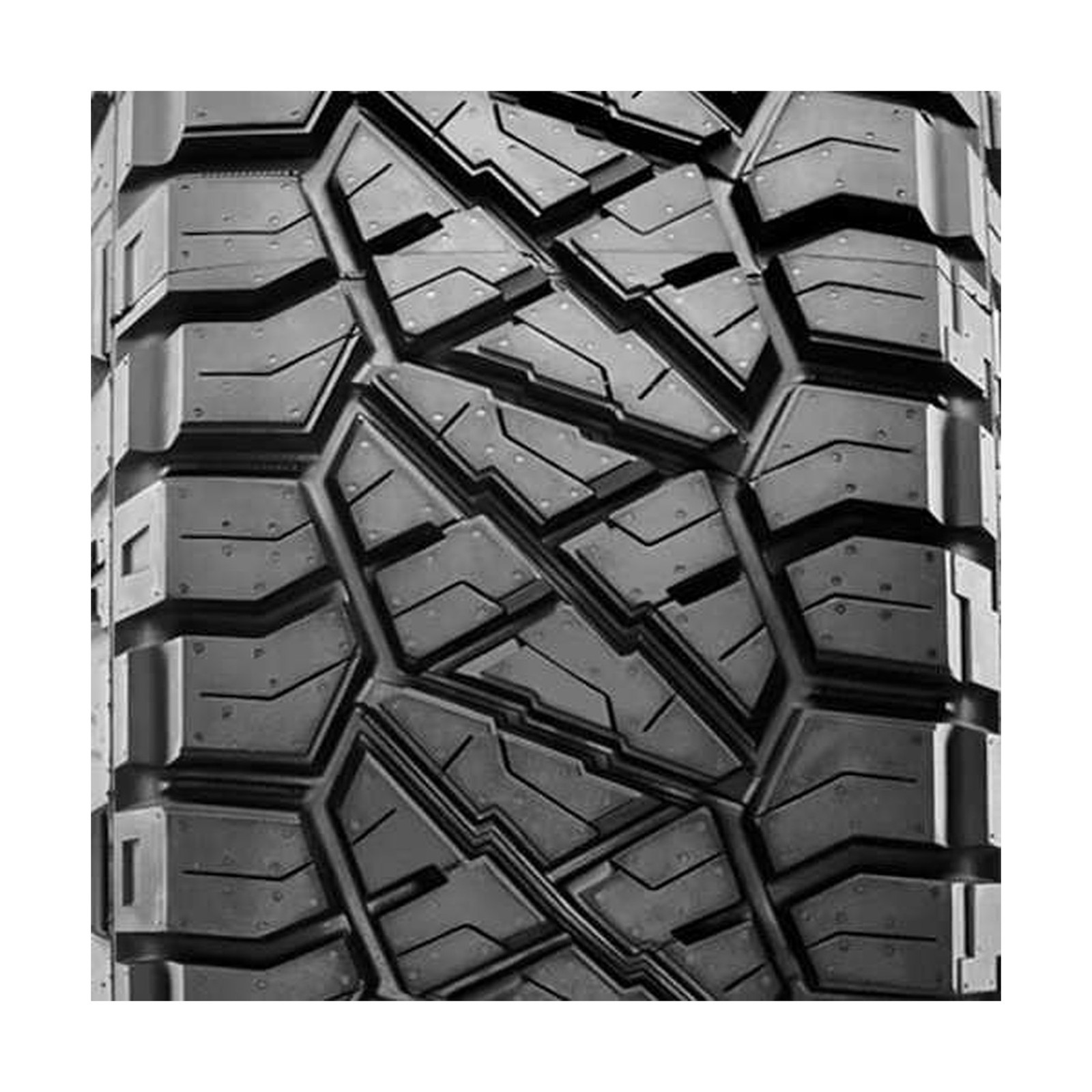 Nitto LT325/60R20 126/123Q E/10 NITTO RIDGE GRAPPLER BW
