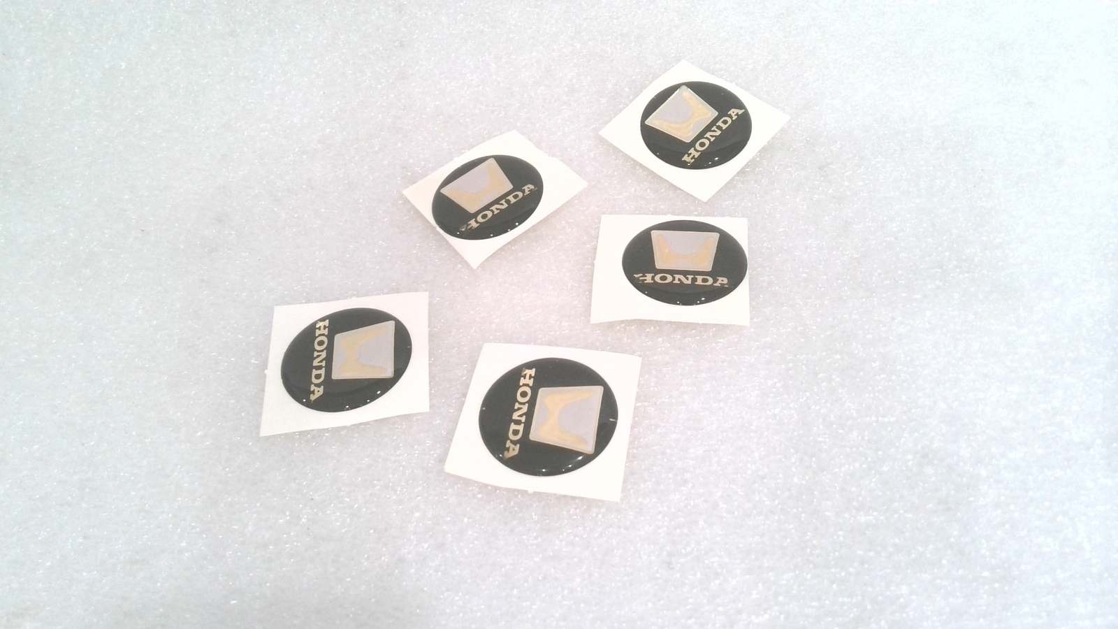 HONDA LOGO DOMED DECAL, STICKER BLACK/GOLD/GRAY, 2.5 MM X 1.1" (LOT OF 100)