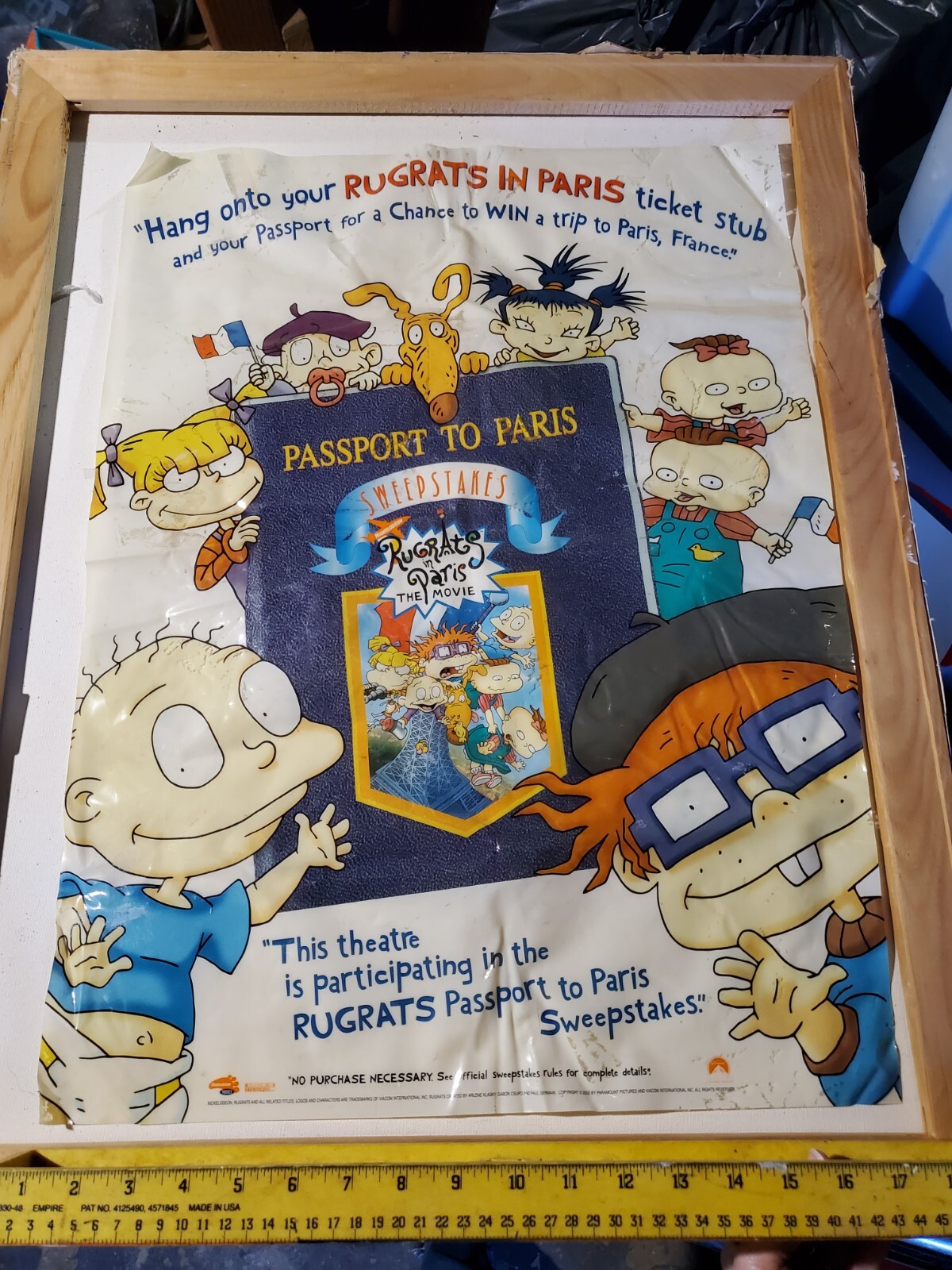 Vintage 2000 Nickeledon Rugrats In Paris Movie promo Window decal