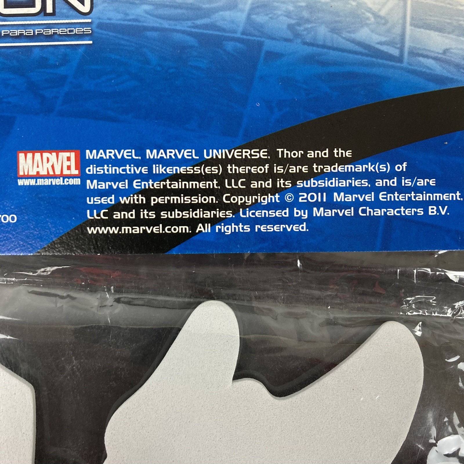 MARVEL UNIVERSE THOR FOAM WALL DECORATION STICKER 9.75" x 7.25" NEW in Package
