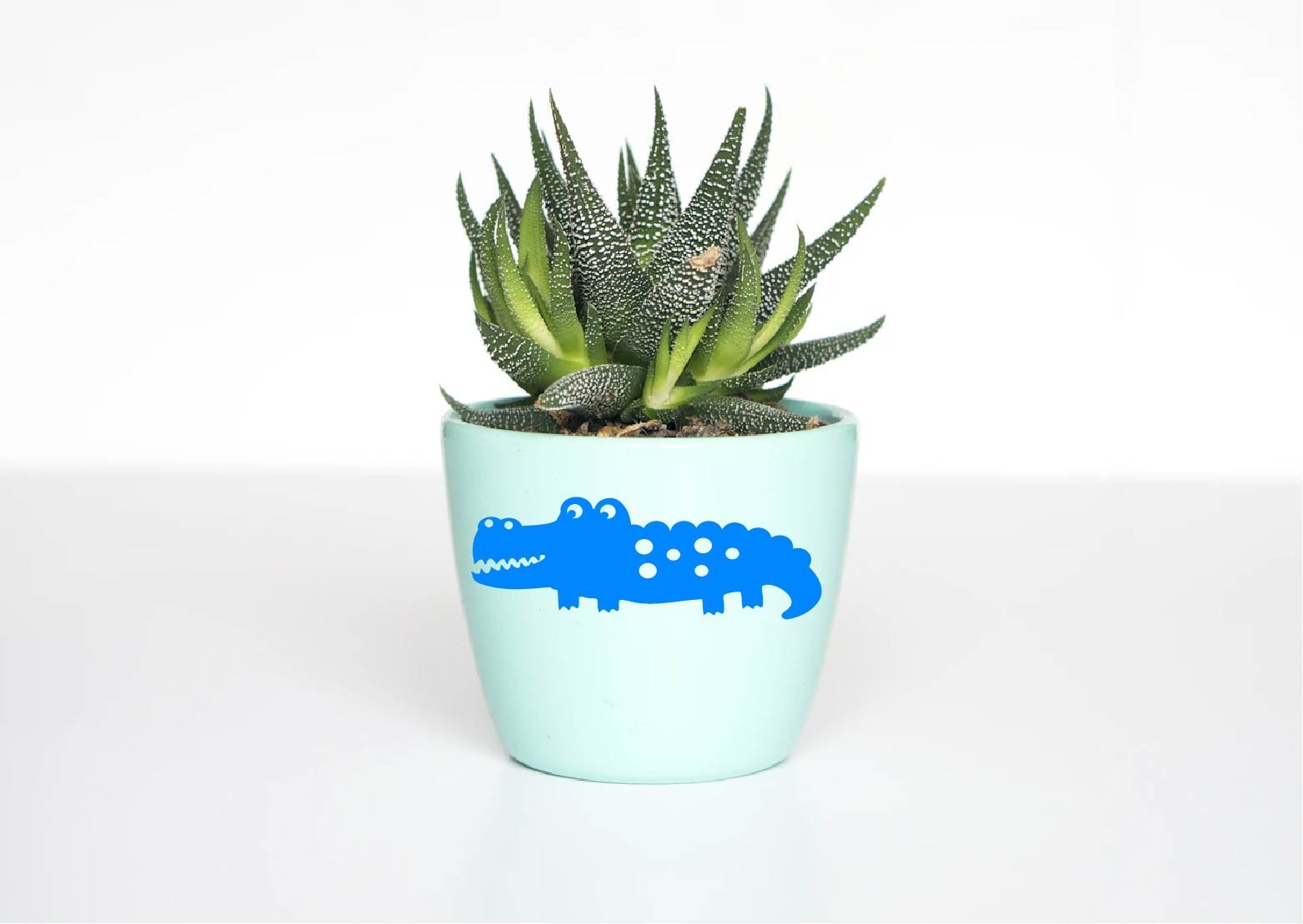 Alligator Decal Sticker Cute Teeth Smile Florida Wildlife Non Political Gator