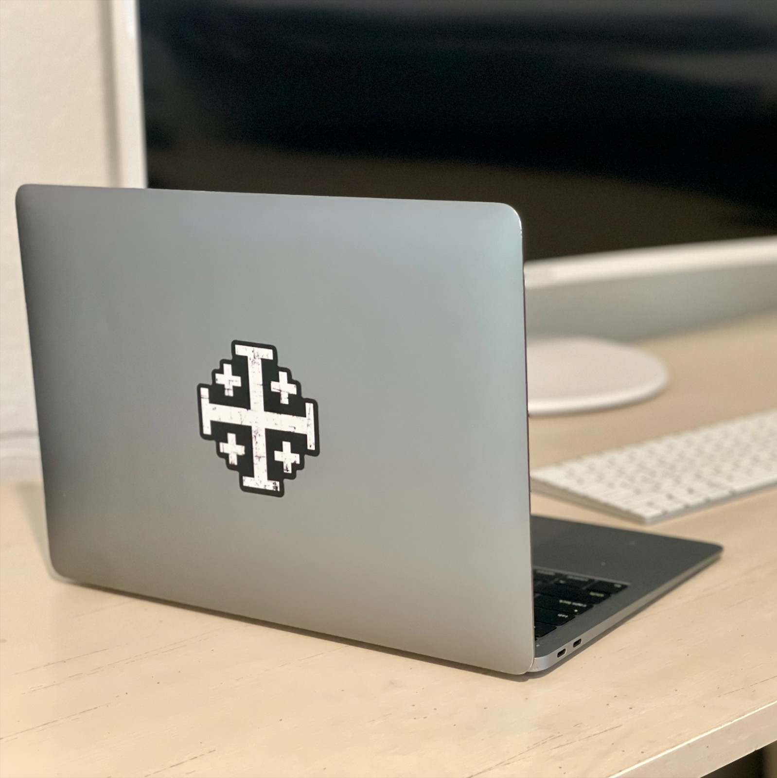 JERUSALEM CROSS STICKER DIE CUT DECAL VINYL CHRISTIAN CRUSADES DISTRESSED