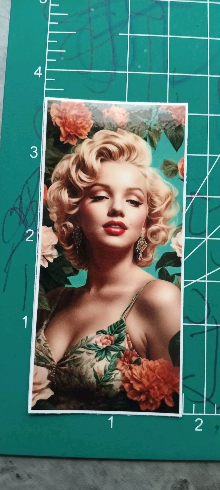 MARILYN MONROE VYNIL STICKER 3X2