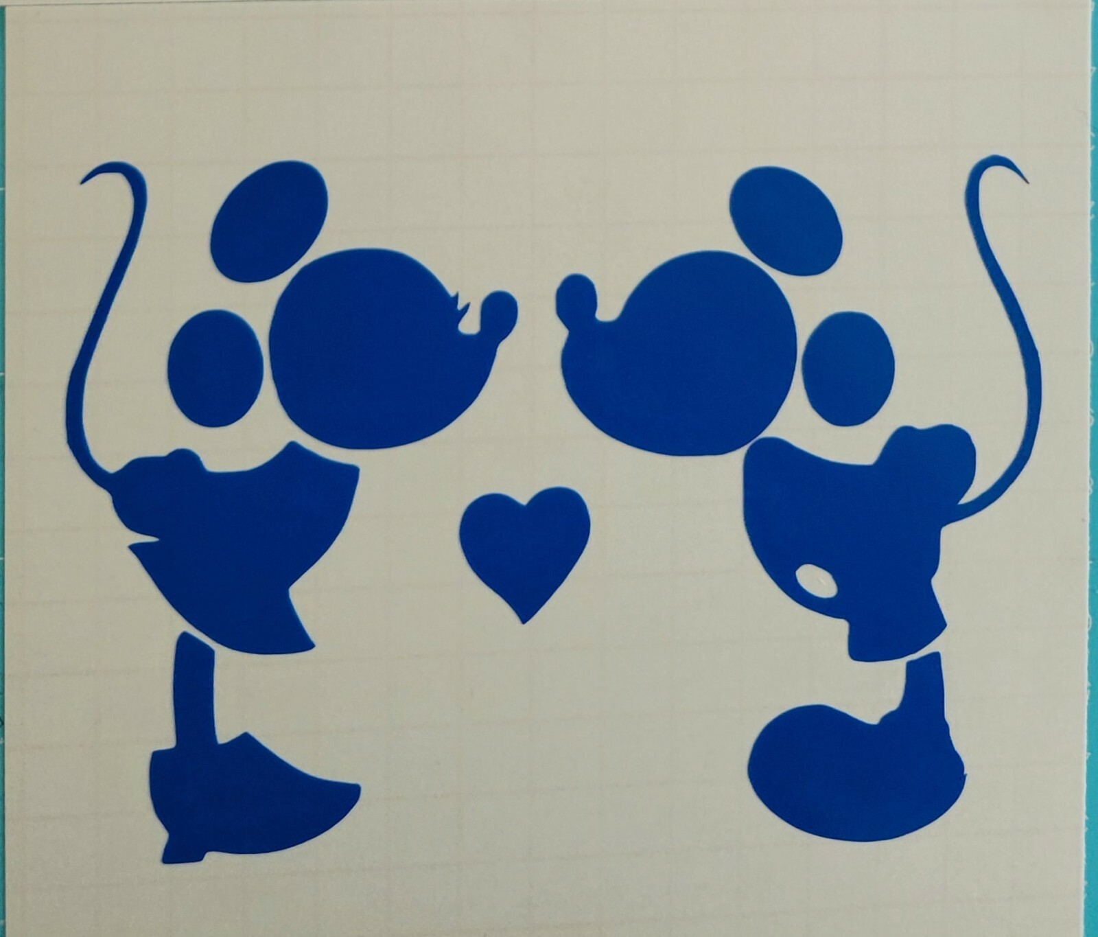 minnie and mickey mouse kissing decal with heart. water proof 5.5in wide