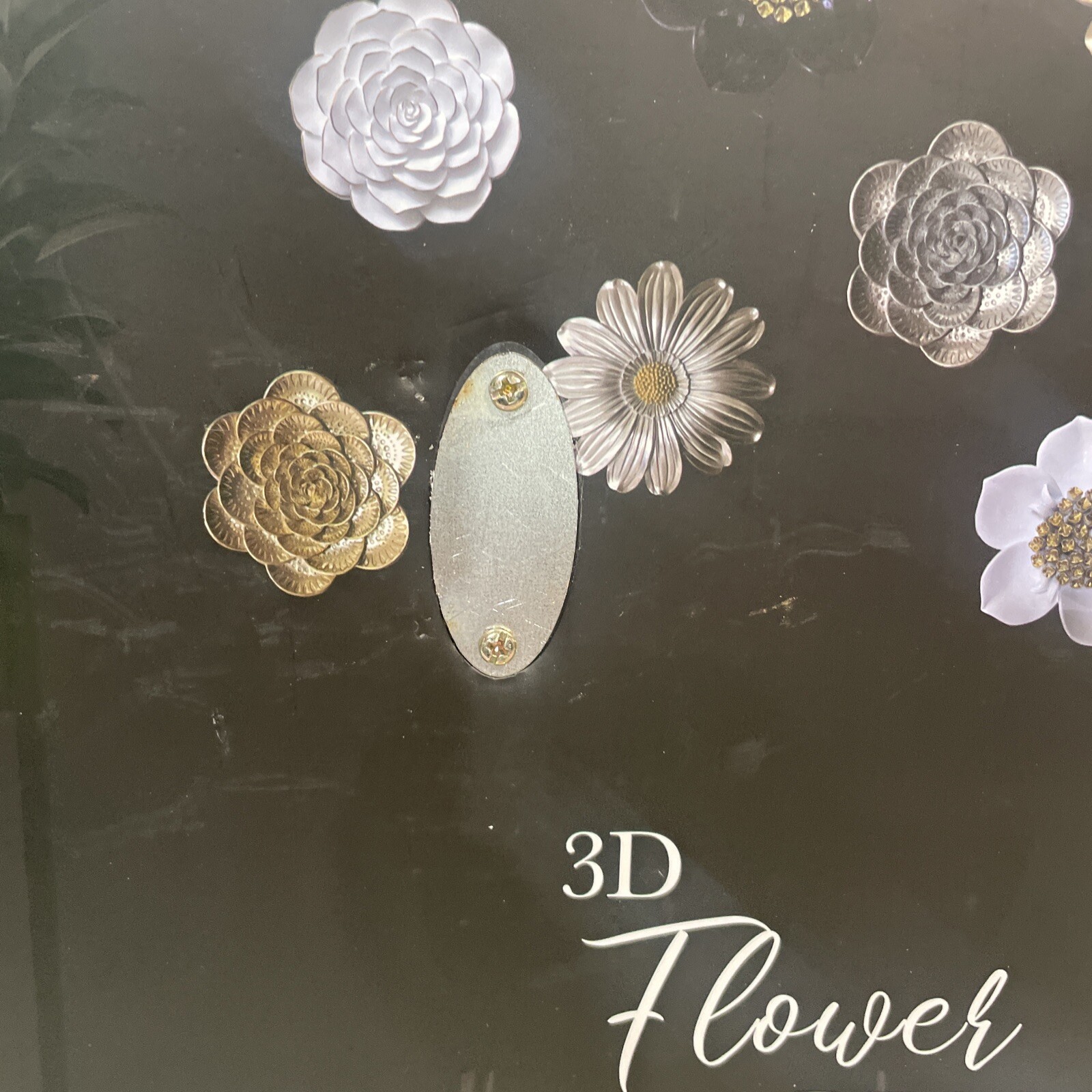 Wall 3rd Flower Decoration For any Room. Very Pretty. Brand New!