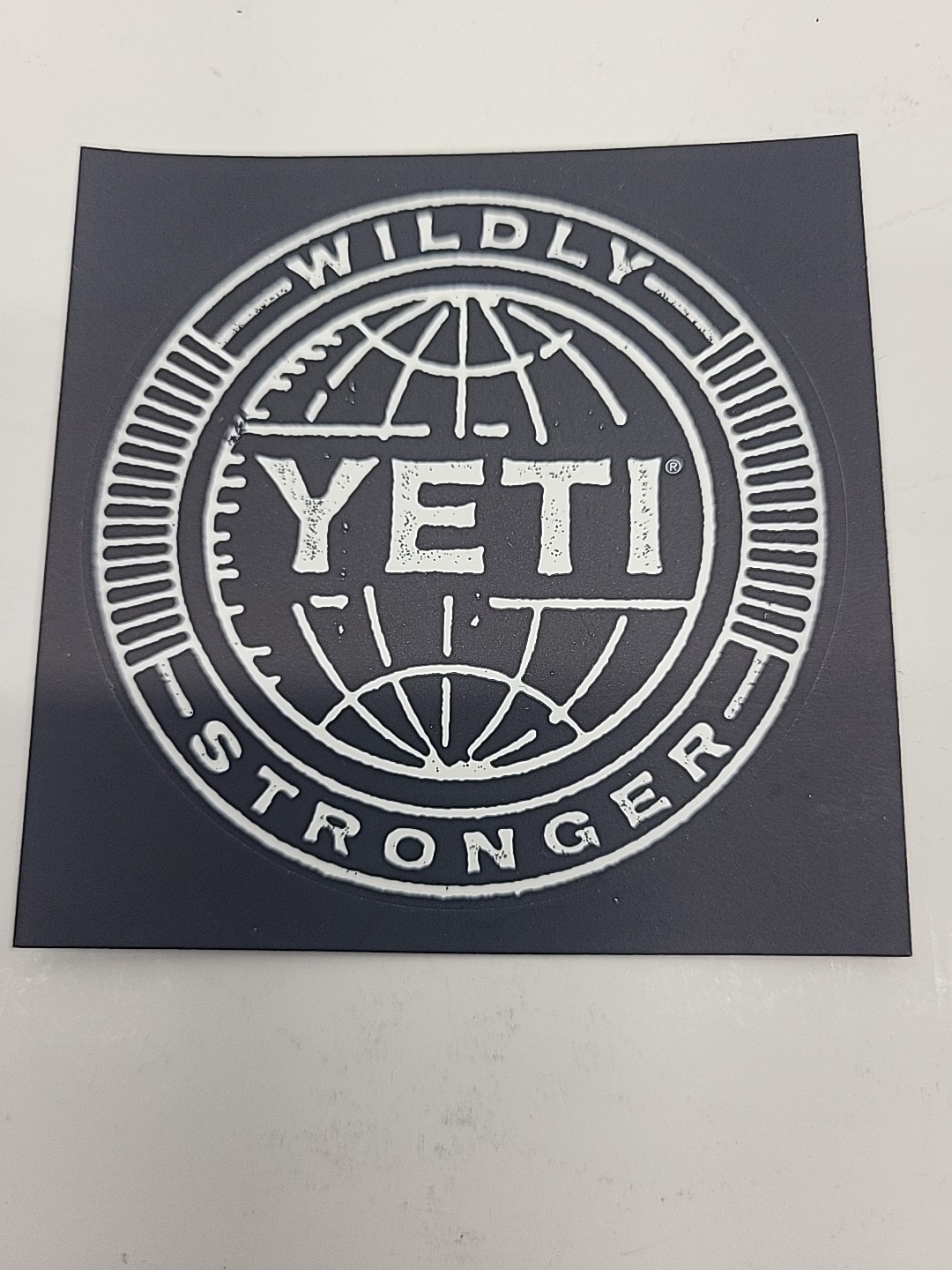 Lot of 8 Authentic YETI decals/stickers – size 4" x 2" – New