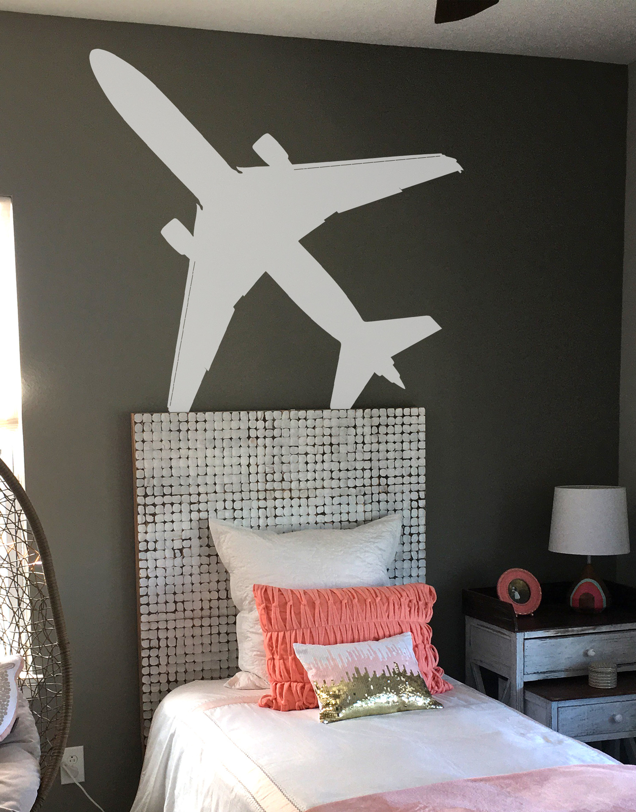 McDonnell Douglas DC-10 Airplane Wall Decal. #164