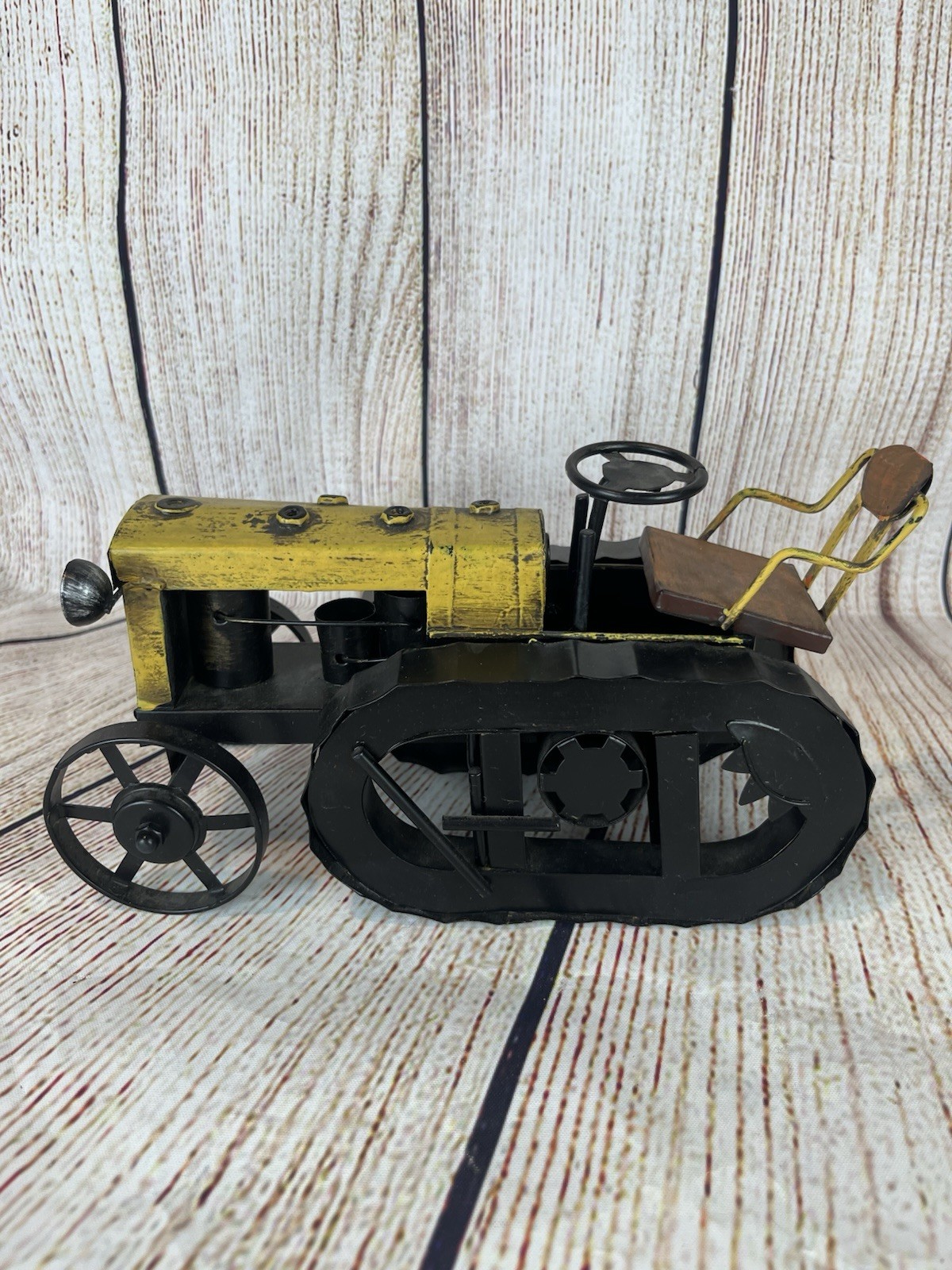 Avery Vintage Metal Yellow Tractor Farmhouse Home Decor Rustic 9.5” New Old Stoc