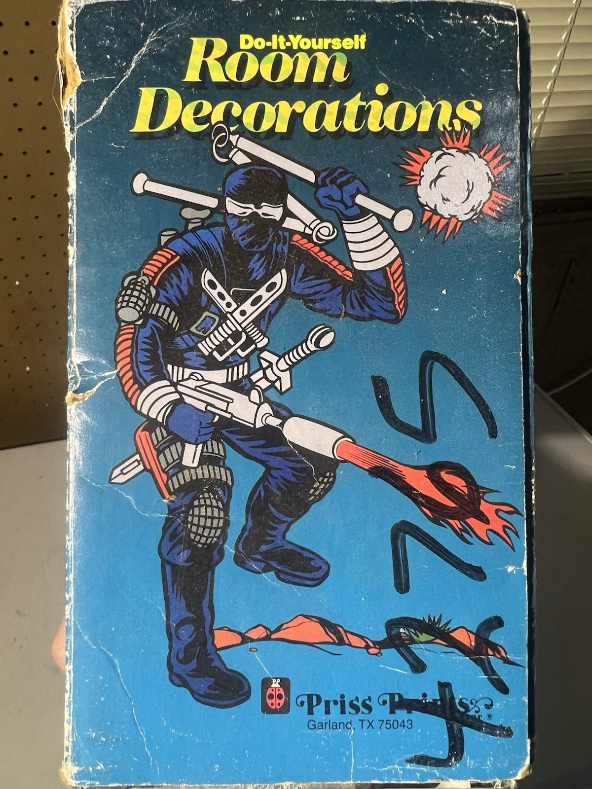 GI JOE 1990 VINTAGE PRISS PRINTS 30 PC BOX SET ROOM REUSABLE DECORATIONS STICKER