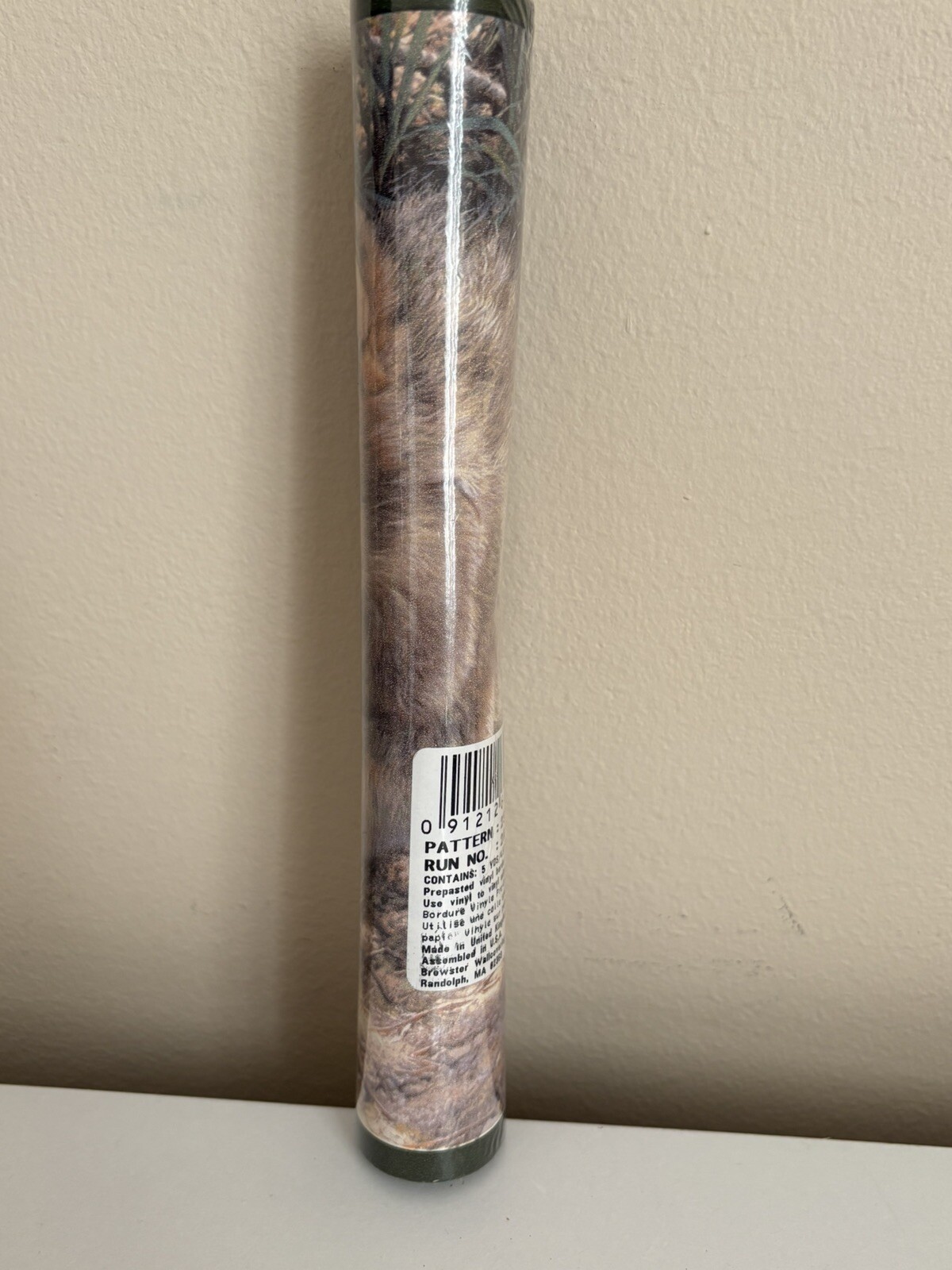 Wolf Wolves Prepasted Vinyl Border Adhesive Pattern 251B64984 Run No. 2A 5 Yds