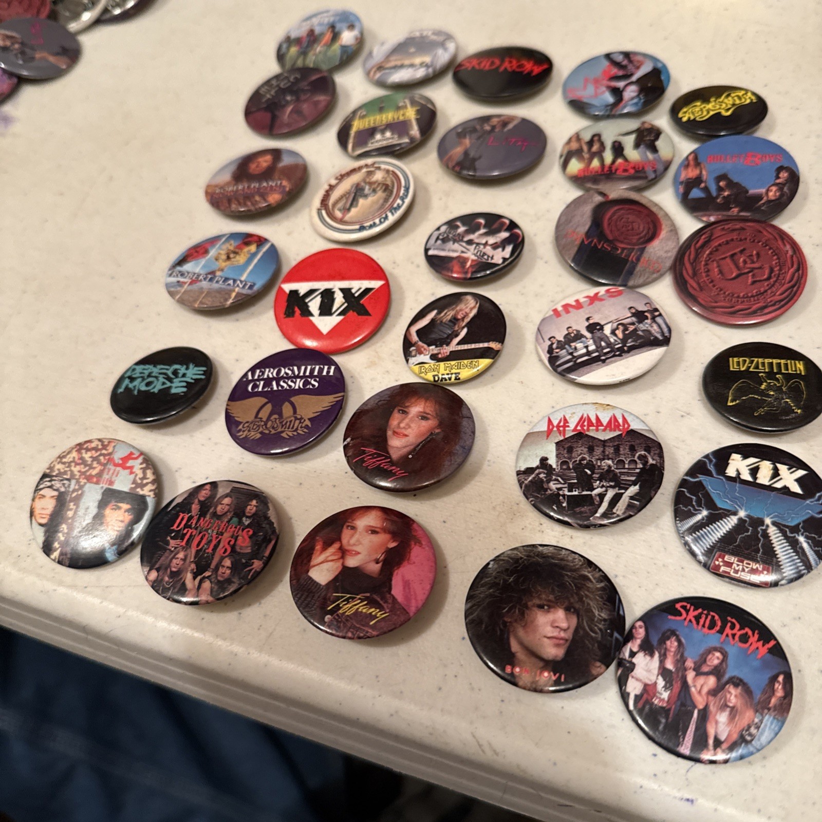 Metallica Ac/ Dc Def Leaped. Rock And Roll 1.5 Pins Choice