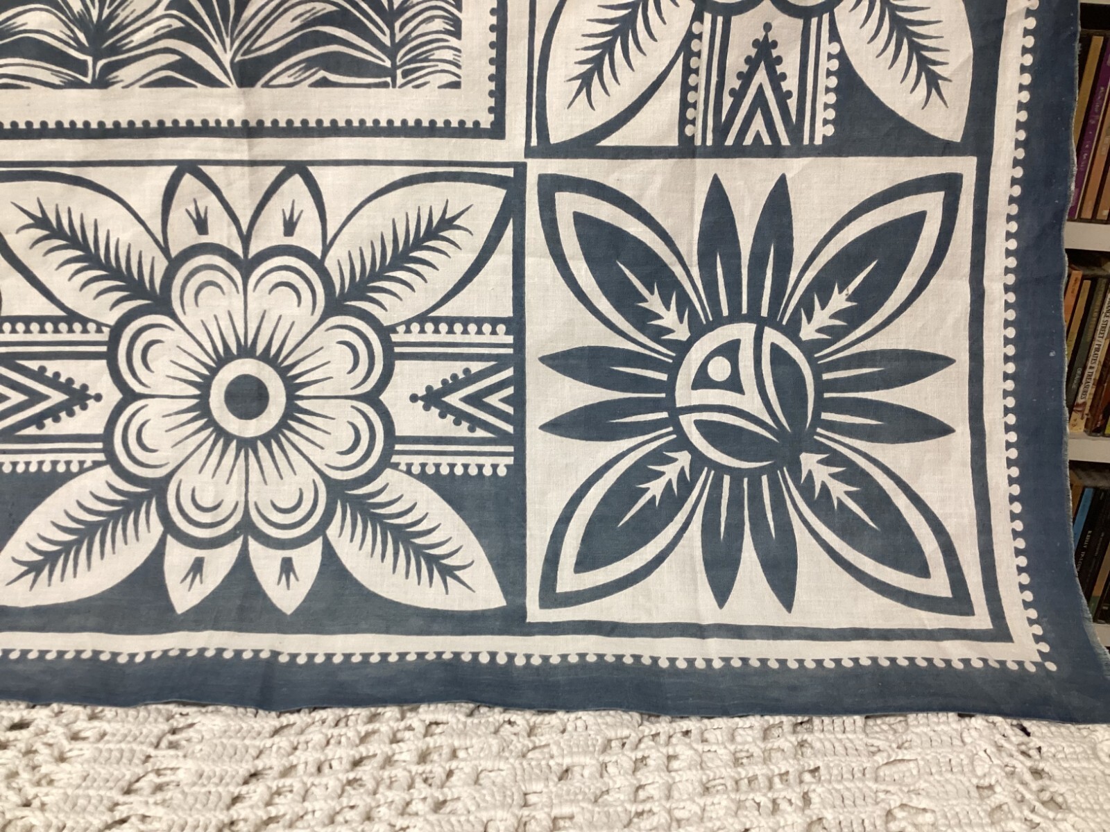 Wall Tapestry Canvas Madagascar ( CT01/19/8-21B ) THE LIVING WATER