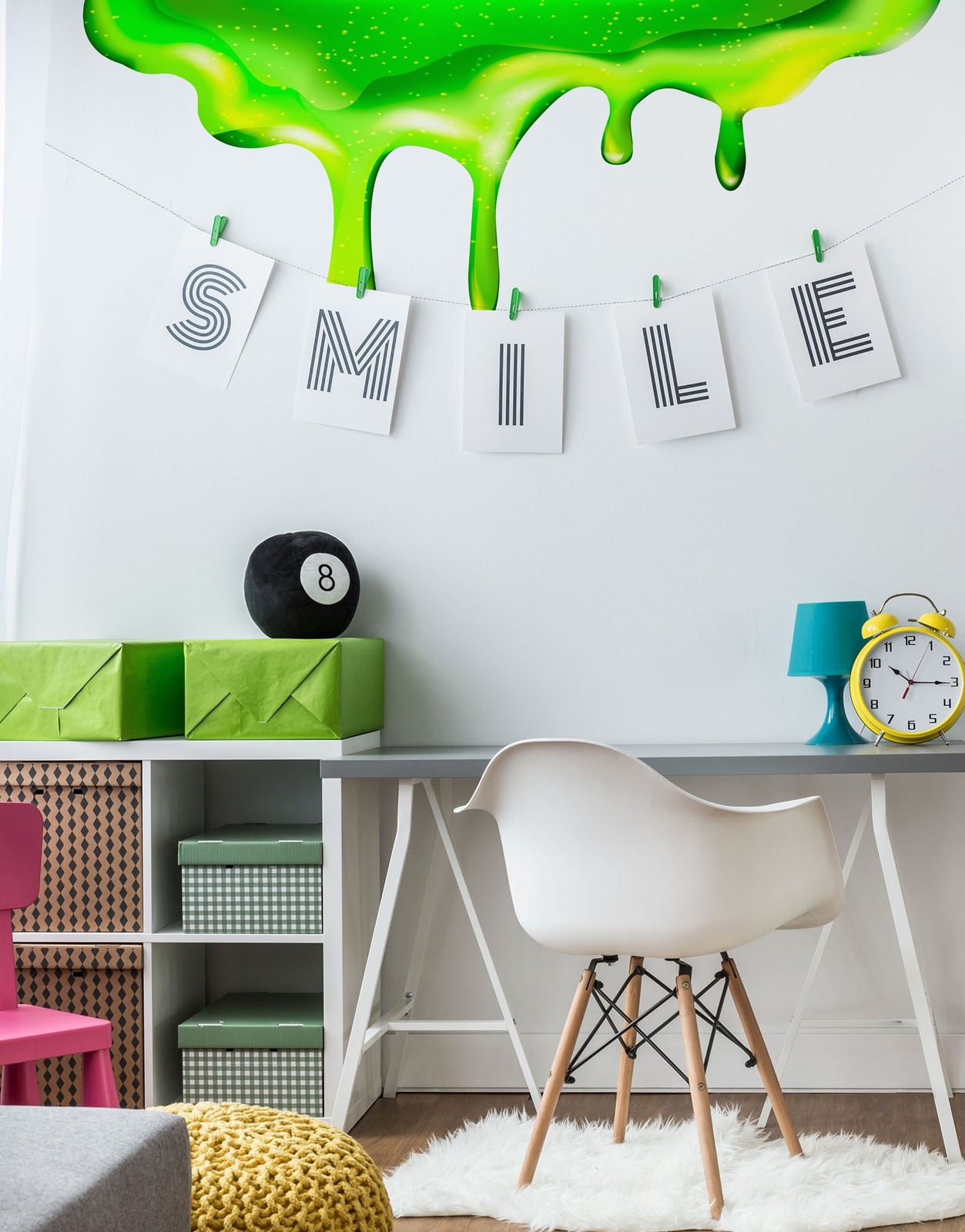 Green Slime Dripping Wall Decal Graphic. Kid’s room home decor. Birthday Slime.