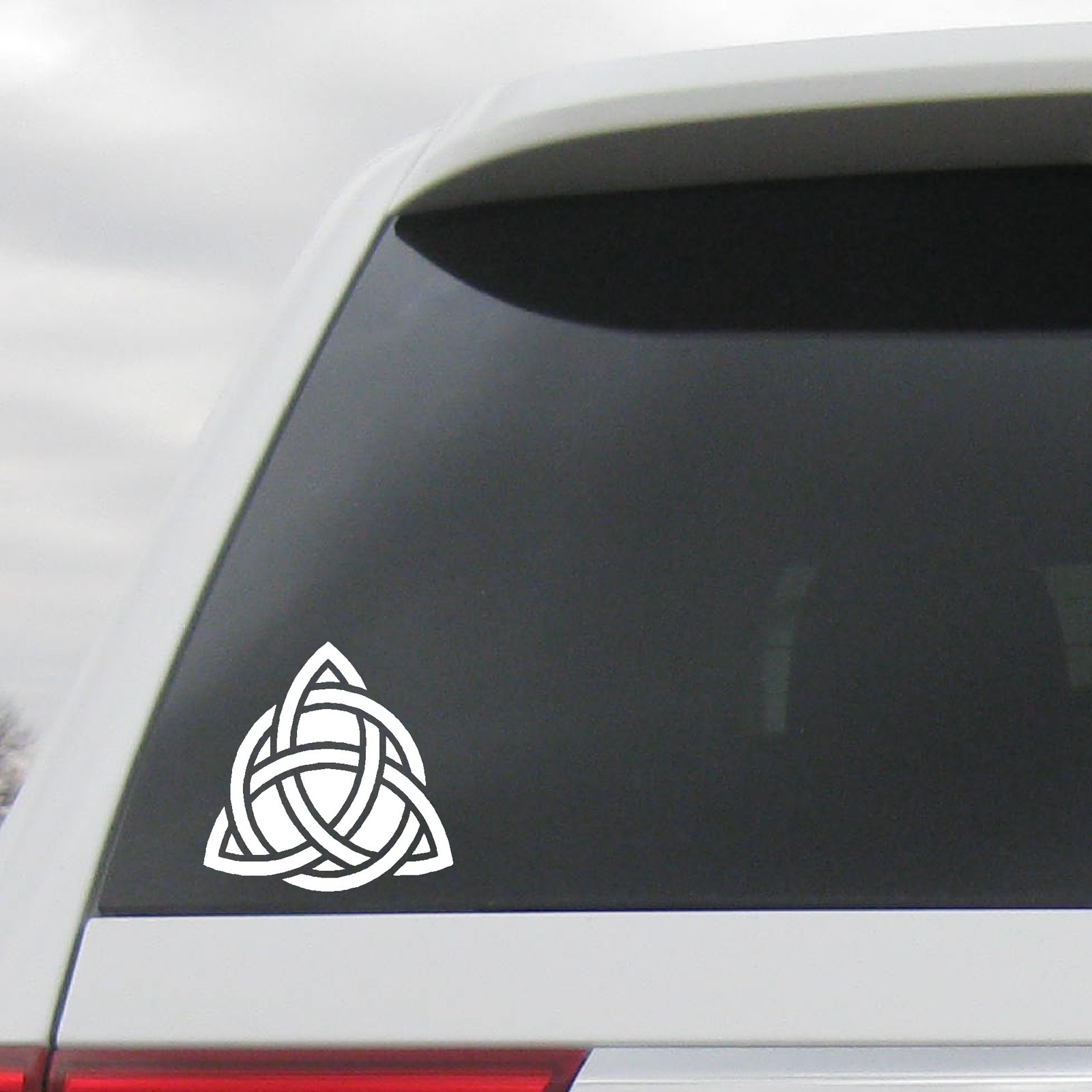 CELTIC TRINITY KNOT SYMBOL DECAL CHRISTIAN TRIQUETRA STICKER WINDOW LAPTOP WALL