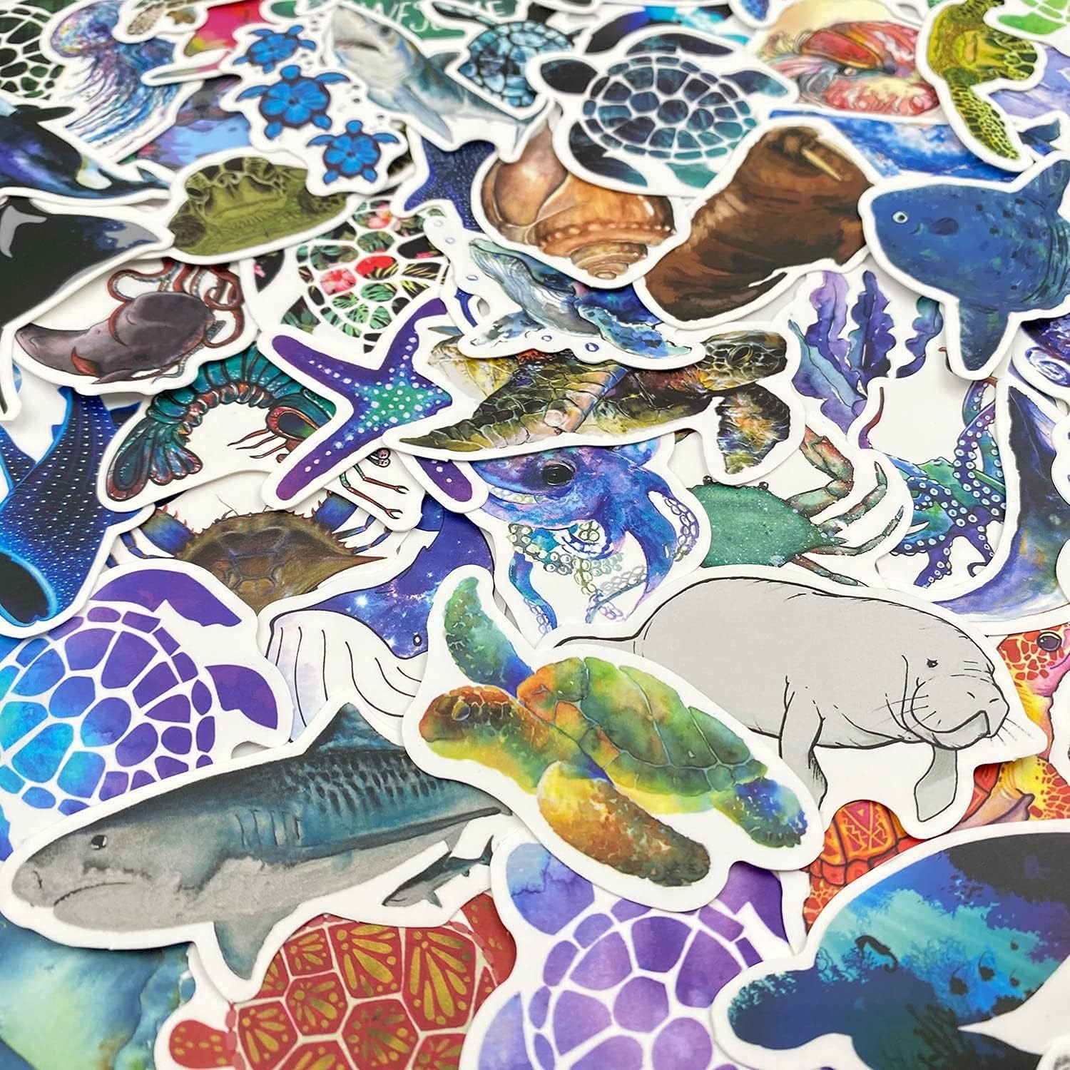 Aowplc 100 Pcs Ocean Animal Stickers, Waterproof Vinyl Sea Life Sticker Pack