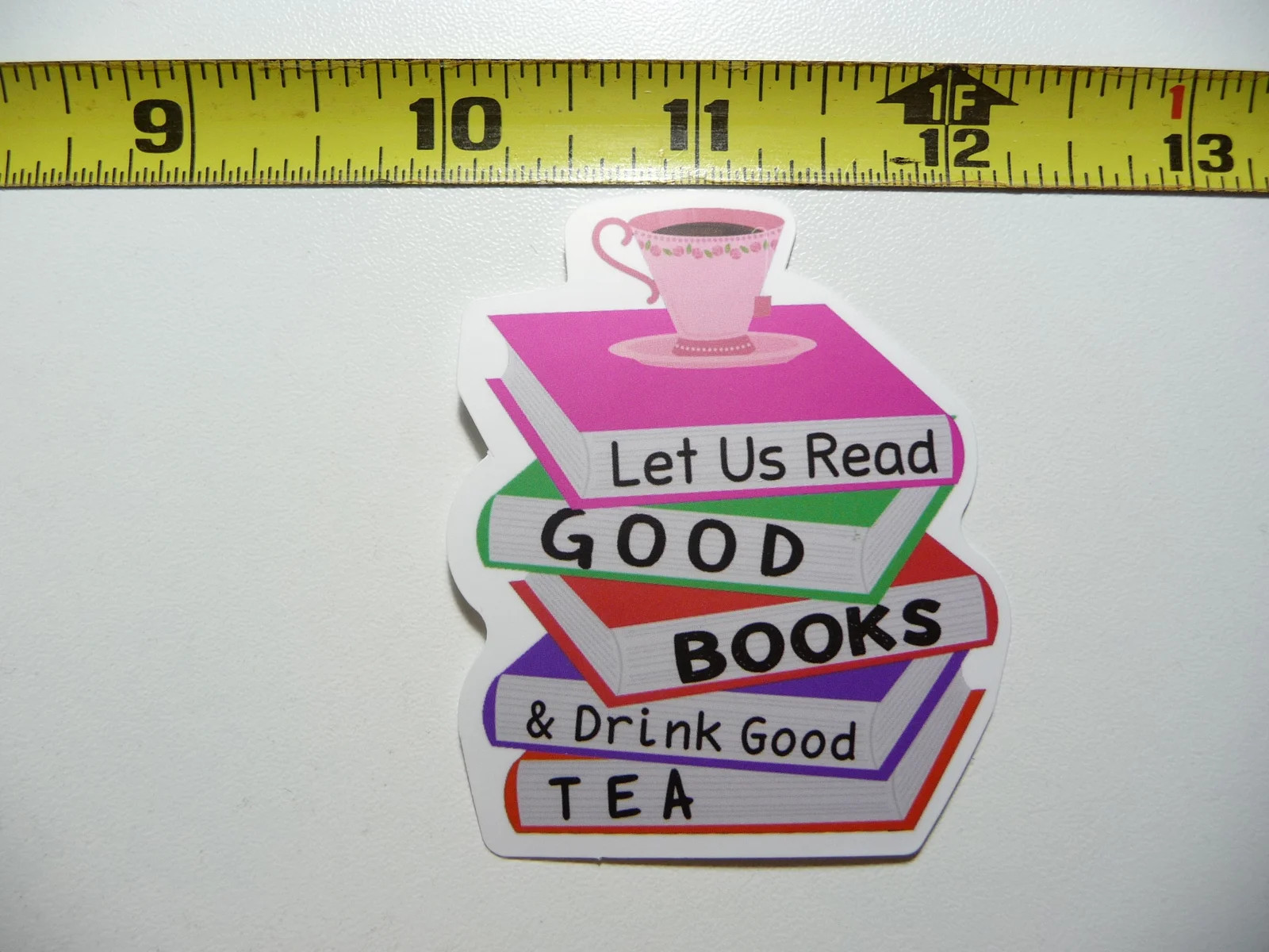 STACK OF BOOKS READING SMALL STICKER DECAL FUNNY FOR LAPTOP CASE FUNNY