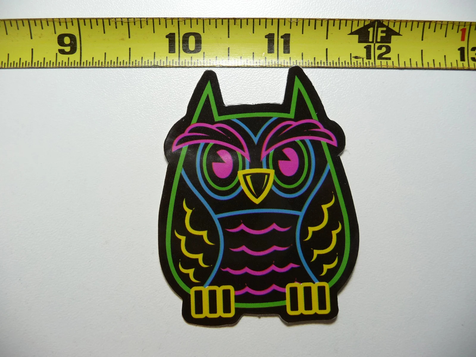 OWL LOOKING TO SIDE NEON STYLE SMALL STICKER DECAL COLORFUL FUNNY