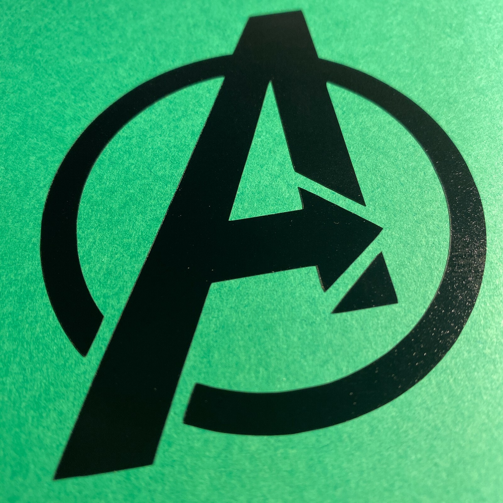 Vinyl Sticker – Avengers Logo (Marvel)