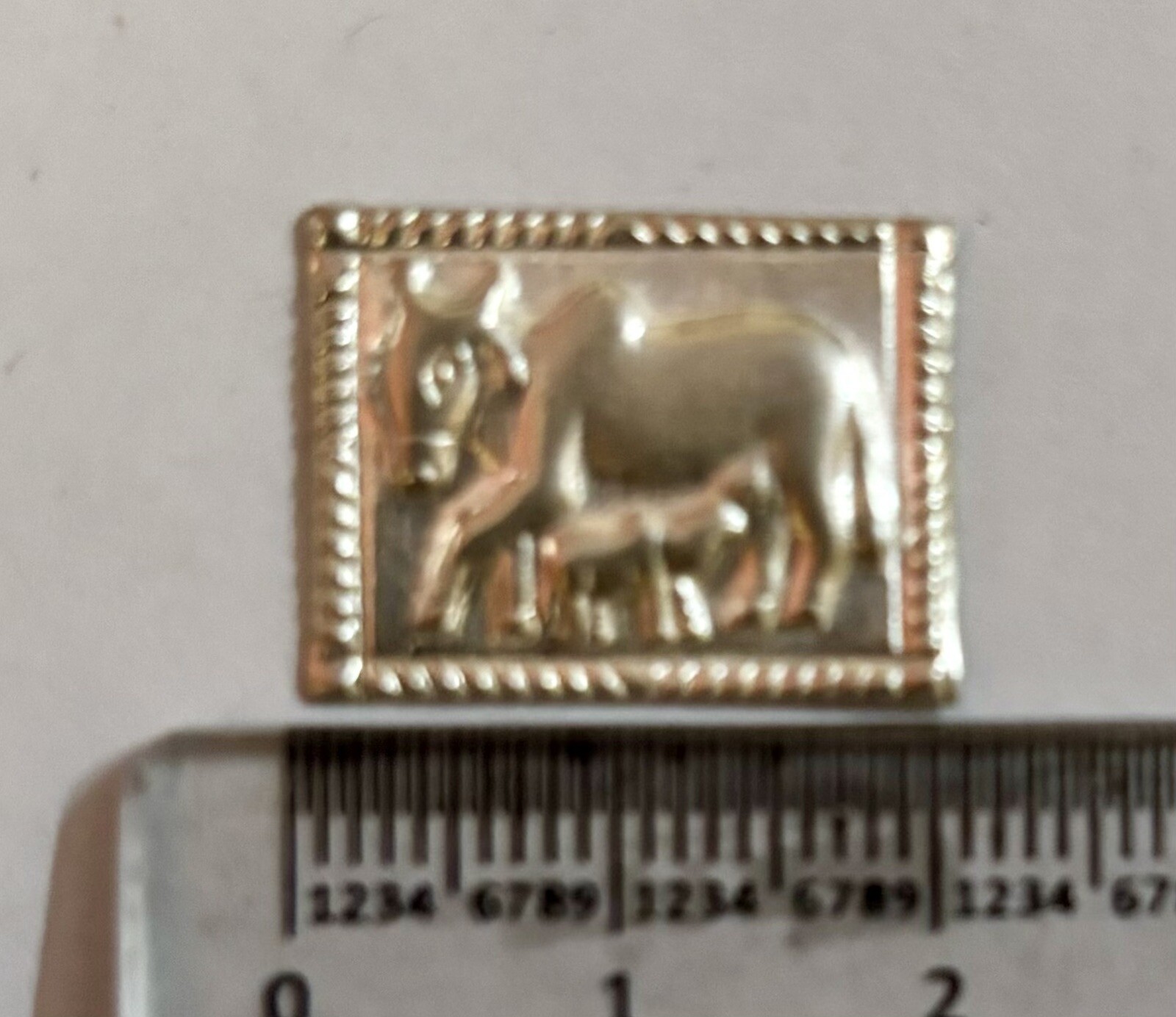 999 Silver Sheet Hindu Religious Cow Figure, Sacred Kamdhenu Cow Feeding Calf