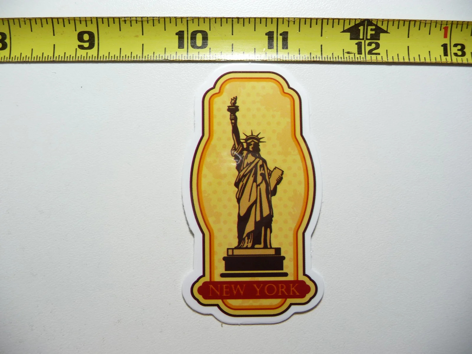 DOTTED STATURE OF LIBERTY SMALL STICKER DECAL TRAVEL VACATION ON HOLIDAY