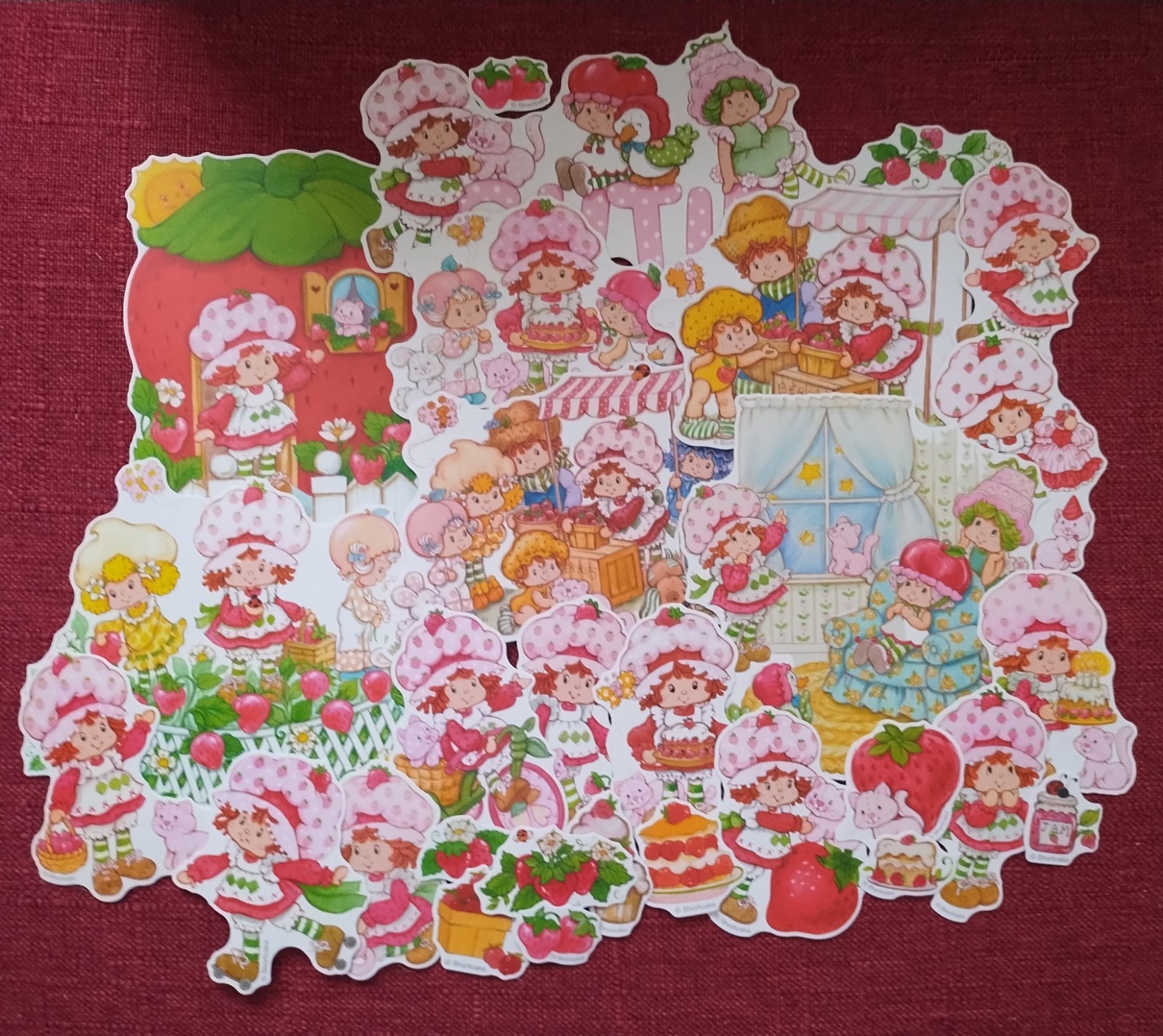 45pc. STRAWBERRY SHORTCAKE #2 WATERPROOF VINYL STICKERS/DECALS