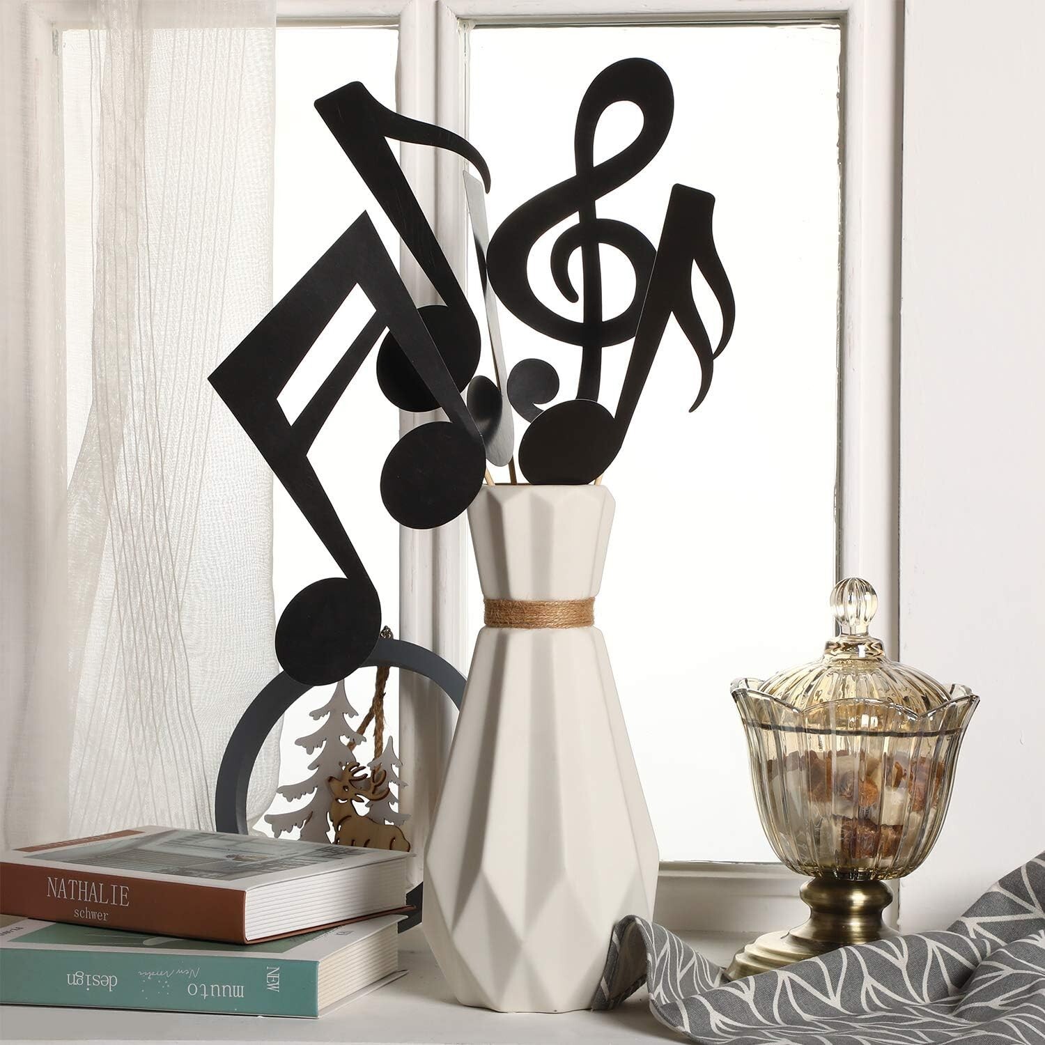 Lightweight 6-8 Inch Music Notes Cutouts – Thematic Decorations for Any Occasion