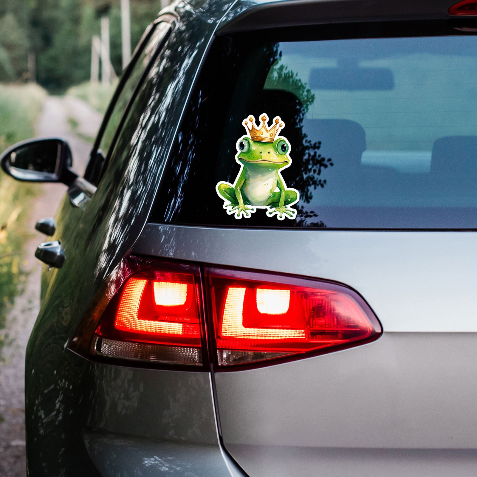 Frog Prince Crown – Vinyl Decal Sticker – Car Window Laptop – ebn12555