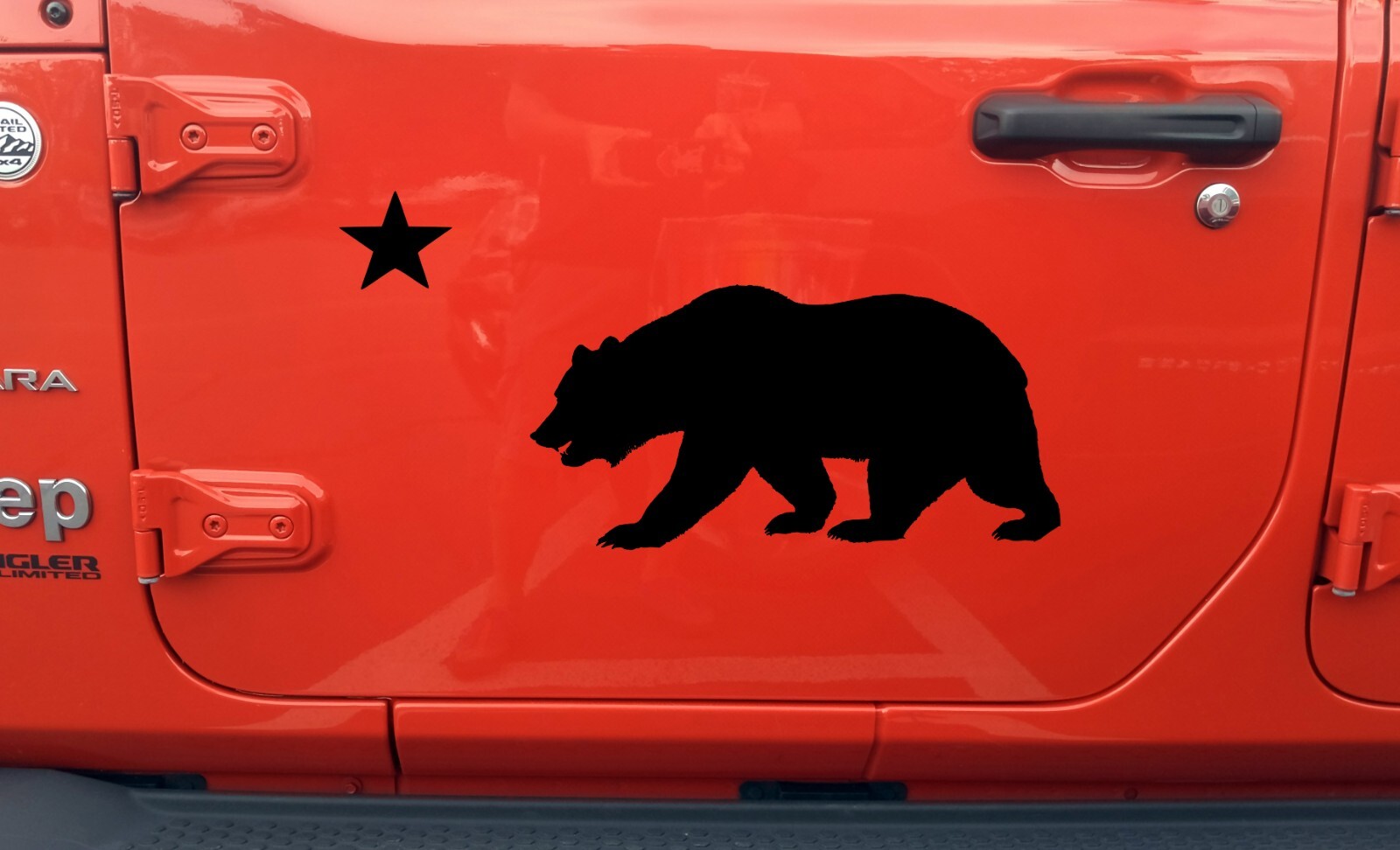 CALIFORNIA BEAR with STAR Vinyl Decal – Grizzly Bear State Flag CA – Sticker