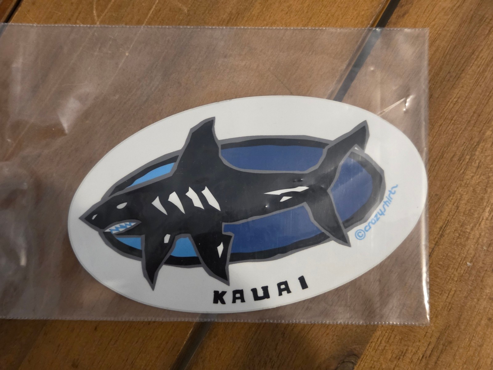 NEW, sturdy vinyl sticker, vinyl decal, HAWAII, oval SHARK, Kauai, 5 x 3"