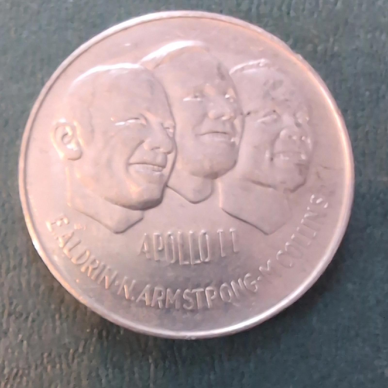 Apollo 11 Commemorative Coin