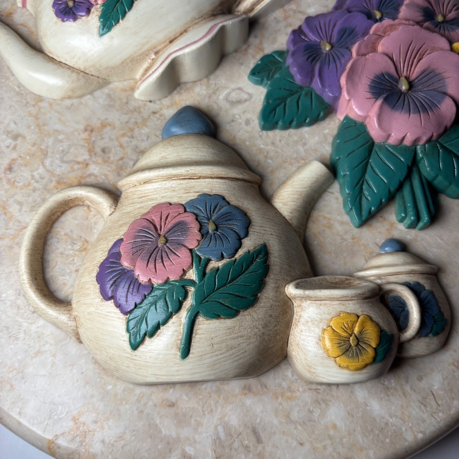 Home Interiors Vintage Teapot Pansy Wall Art Set 3pc Cream Floral 1995 USA
