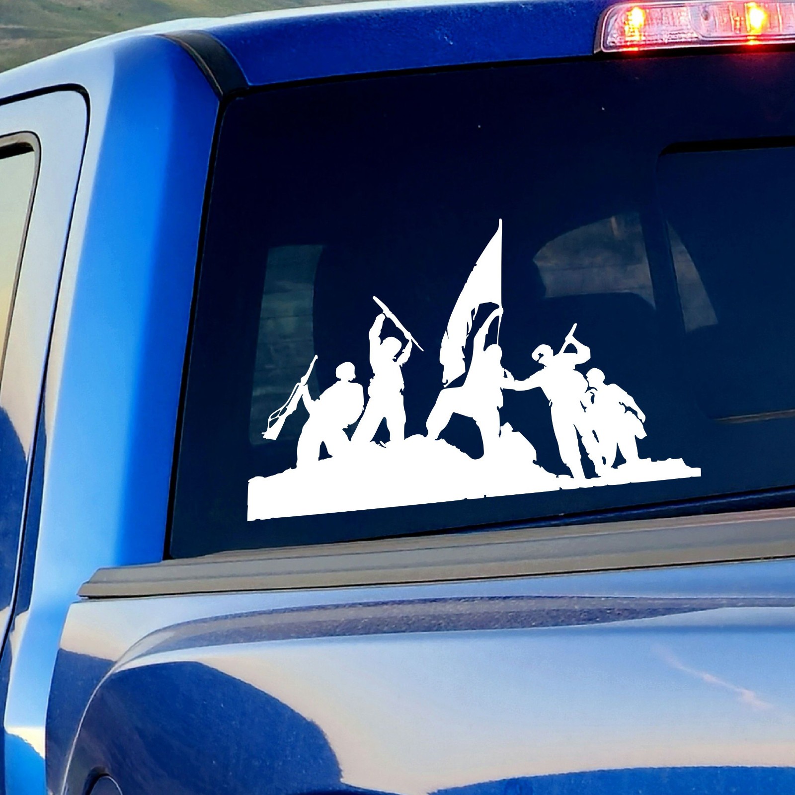 MILITARY SOLDIERS with US Flag Vinyl DECAL Army STICKER Car, Window, Wall Decor