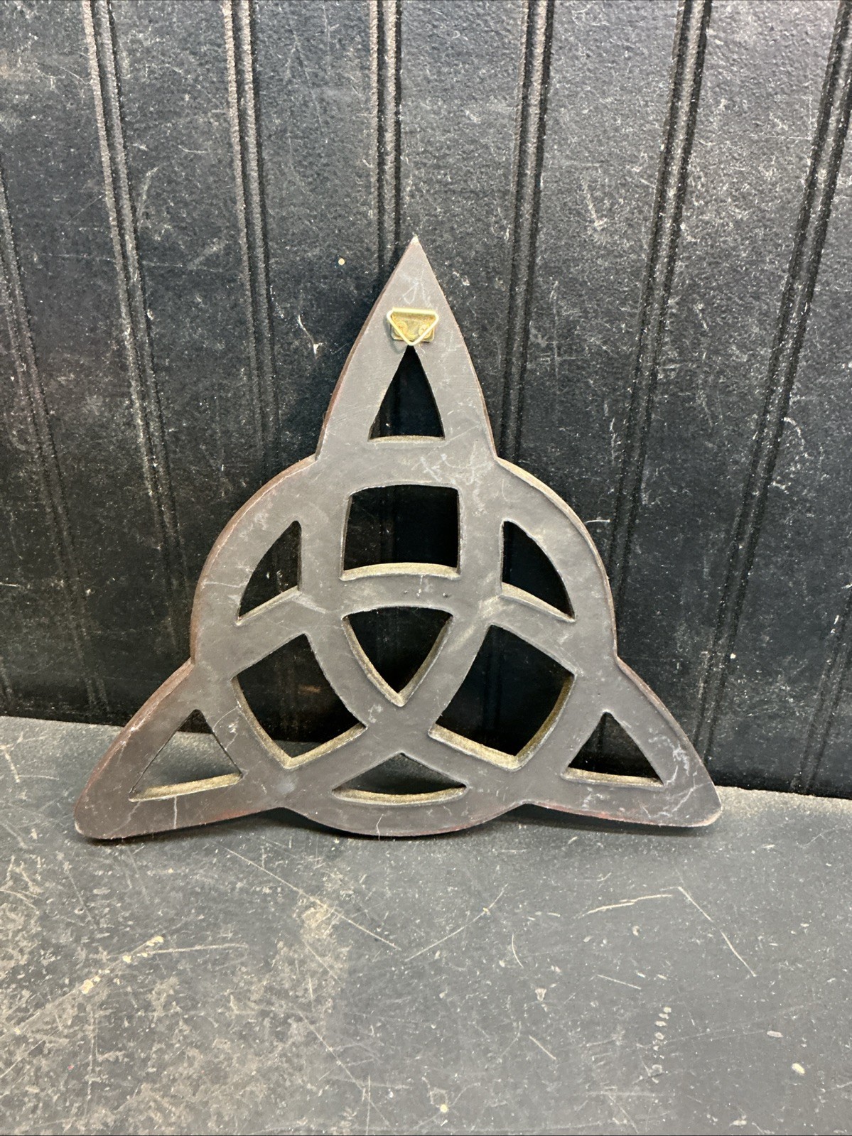 Super Z Outlet Resin Celtic Trinity Knot Wall Art for Home Decoration, 11in