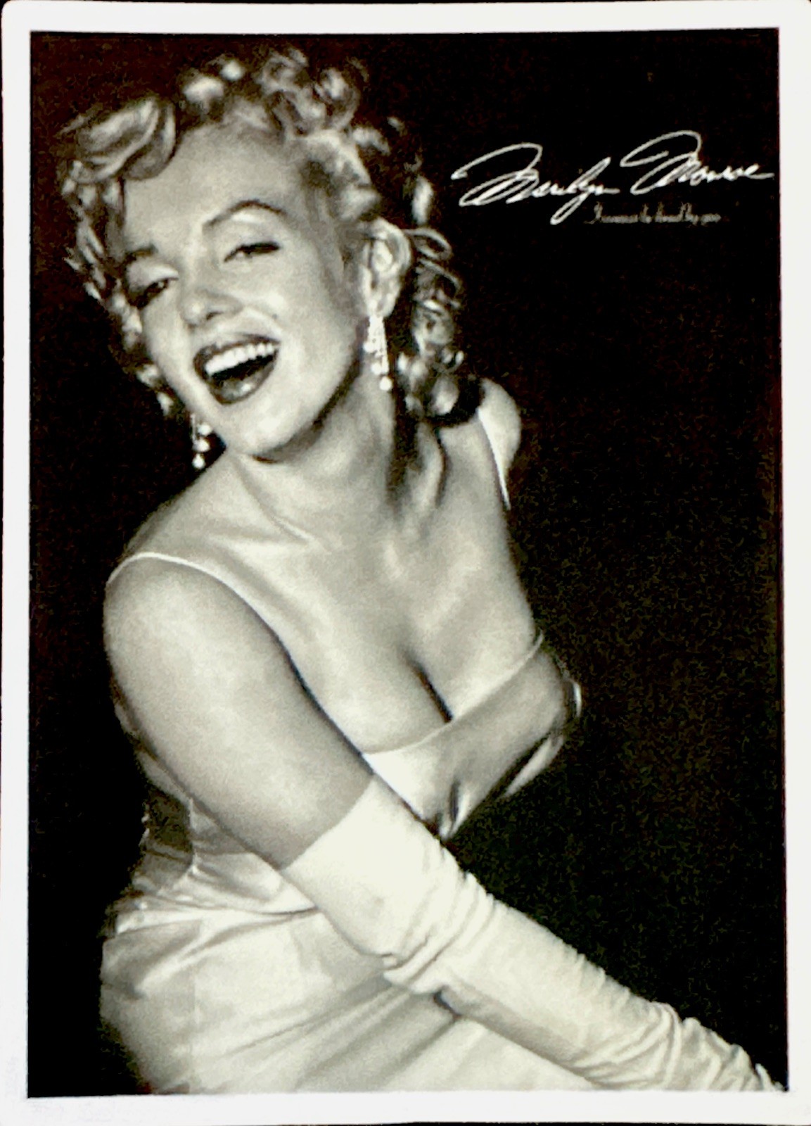 MARILYN MONROE STICKER✨💋💄👗👠💋✨2 3/4” X 2”✨SEXY & BEAUTIFUL✨🤍✨❤️‍🔥💫