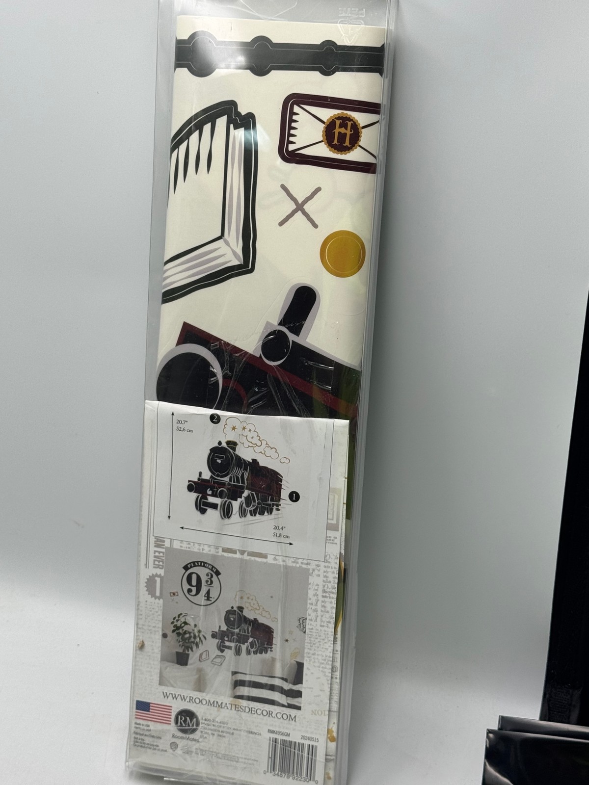 RoomMates Wall Decal Harry Potter Train Platform RMK4956GM Removable